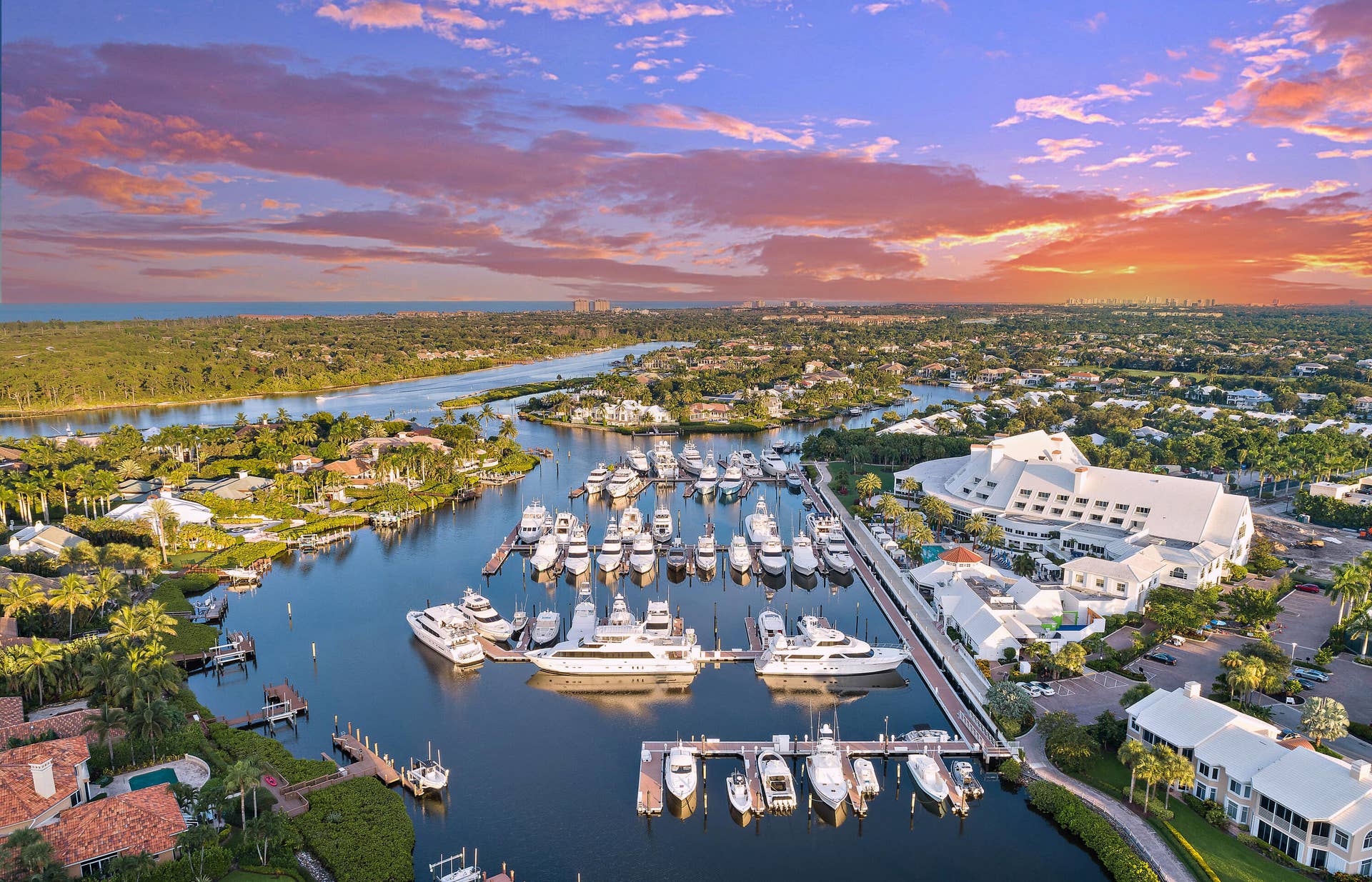 370 Eagle Drive, Jupiter, FL 33477 Clubhouse & Marina