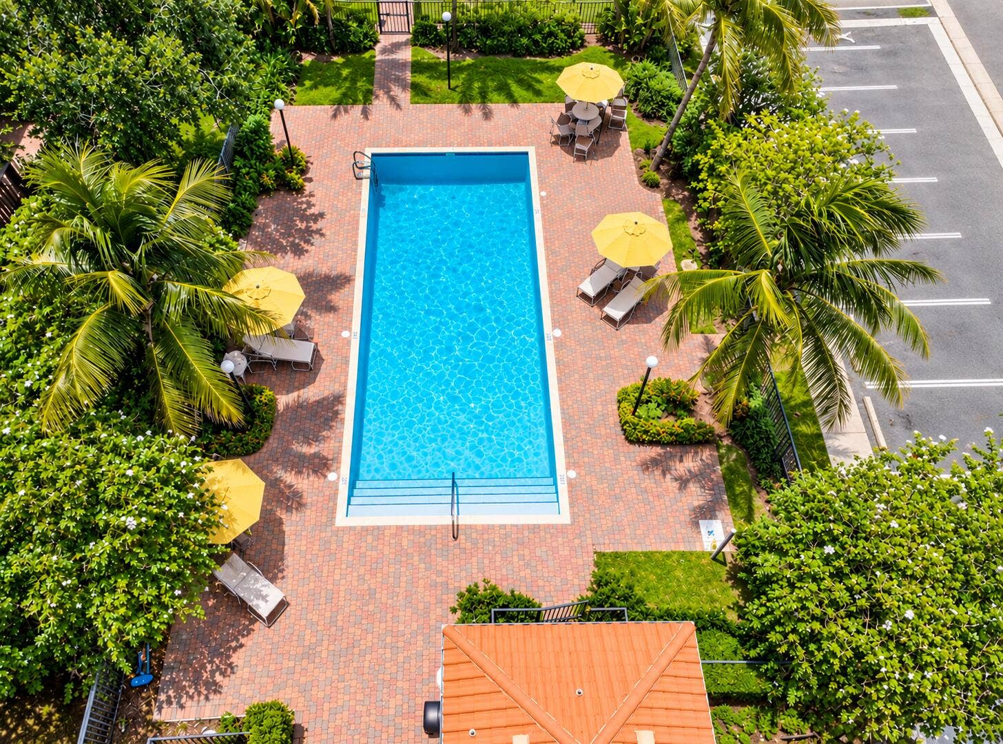 5089 Ellery Terrace, West Palm Beach, FL 33417 pool
