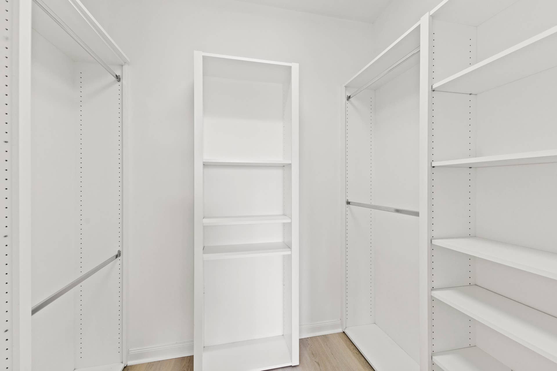 2006 W Tigris Drive, West Palm Beach, West Palm Beach, FL 33411 Primary Closet