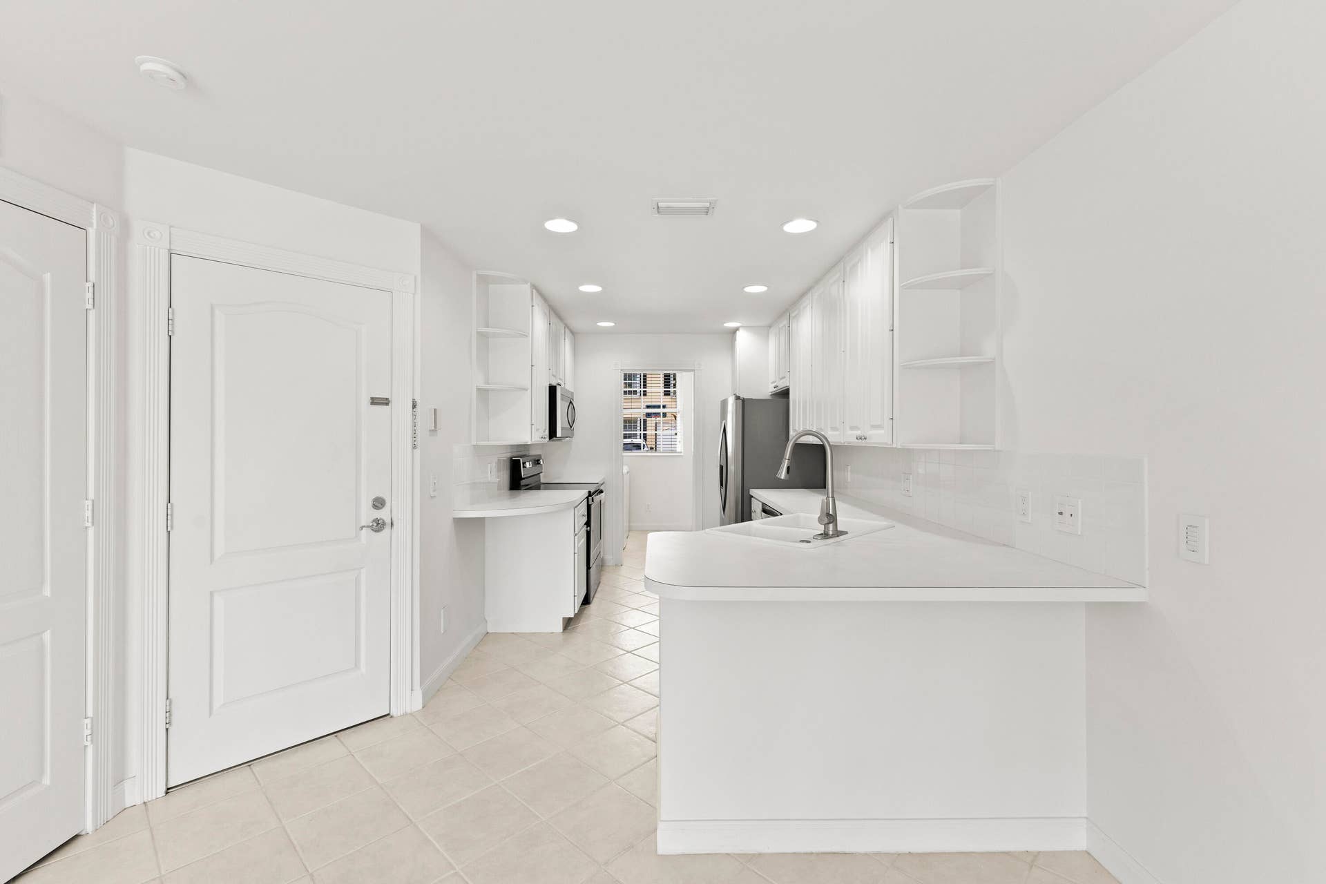 2006 W Tigris Drive, West Palm Beach, West Palm Beach, FL 33411 kitchen