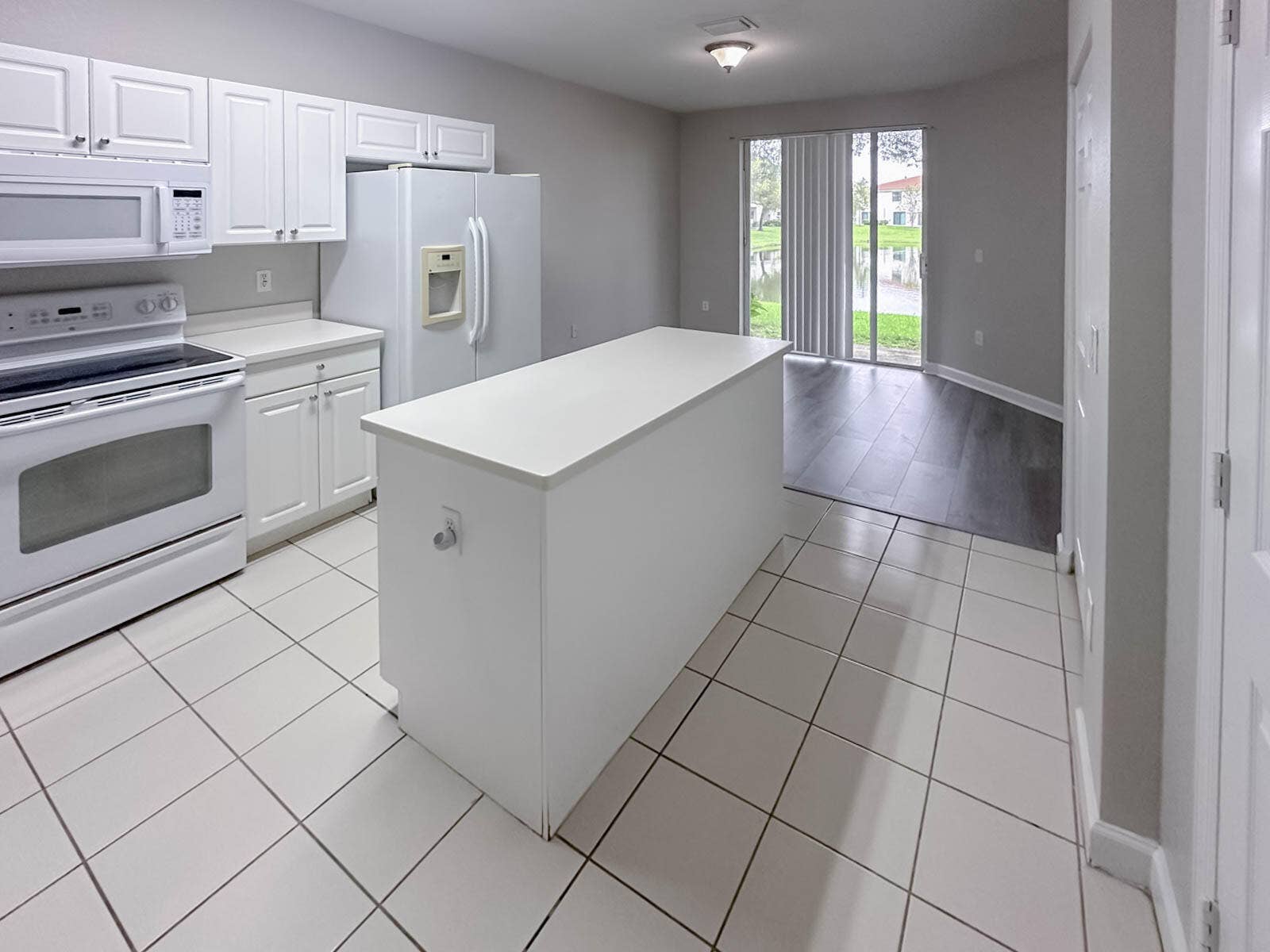 4157 NAPOLI LAKE Drive, Riviera Beach, Riviera Beach, FL 33410 20241014155417915962000000-o