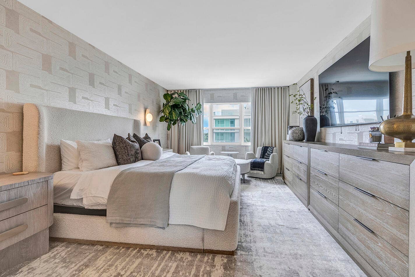 340 SUNSET Drive, #505, Fort Lauderdale, Fort Lauderdale, FL 33301 Primary bedroom