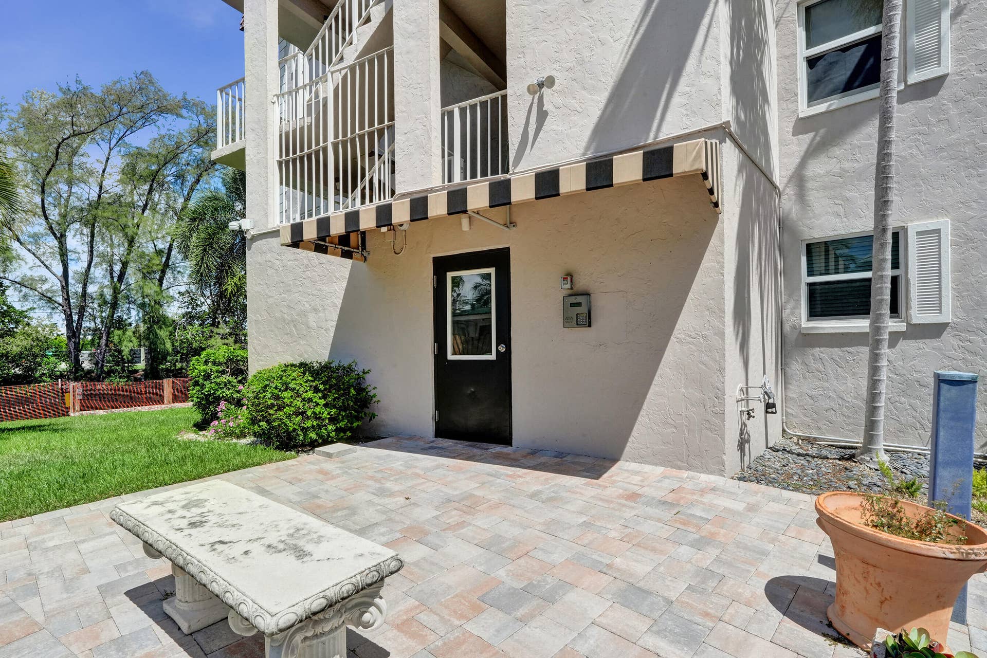 5911 NE 14TH Lane, #201S, Fort Lauderdale, FL 33334 DSC04010