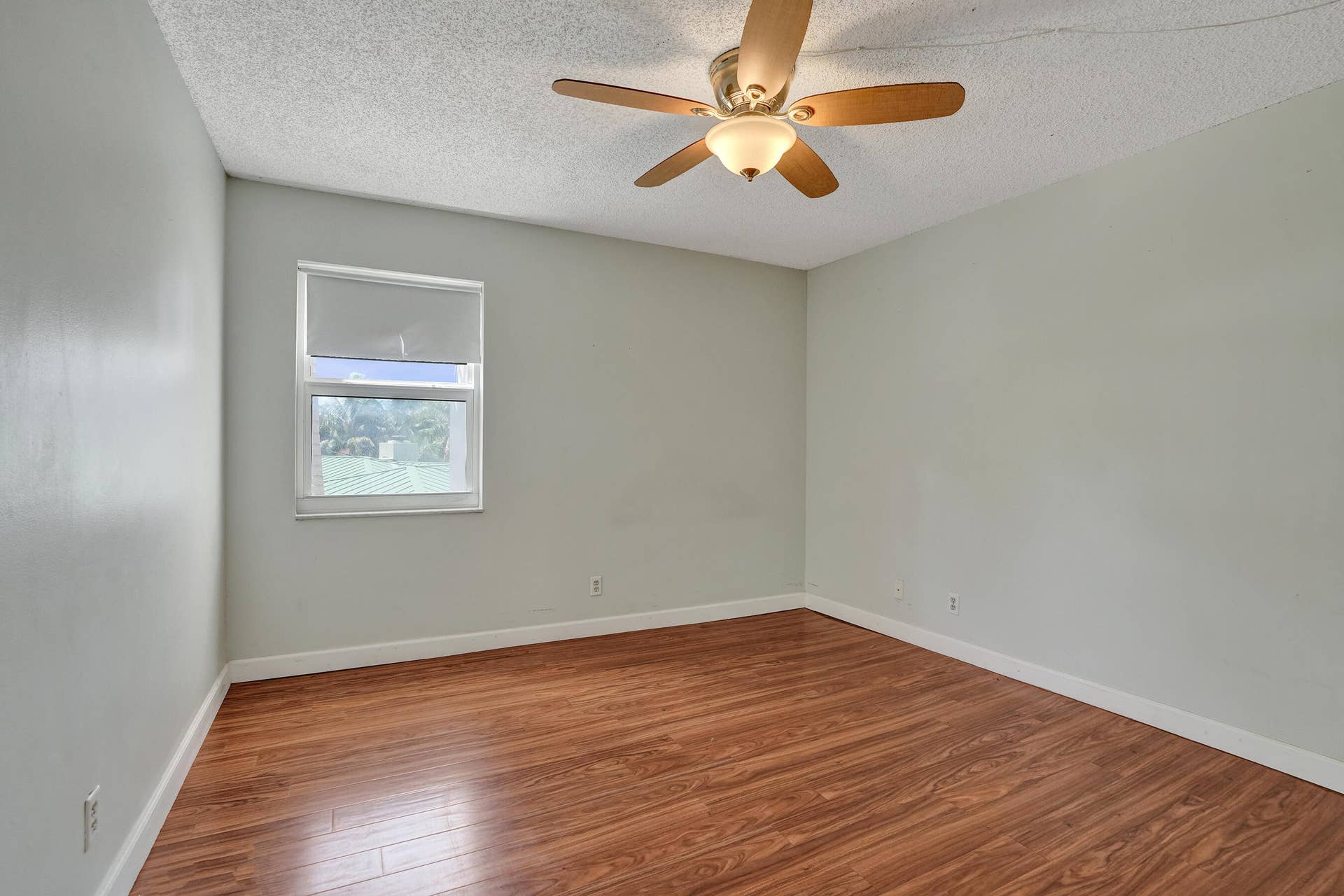 5911 NE 14TH Lane, #201S, Fort Lauderdale, FL 33334 DSC04055