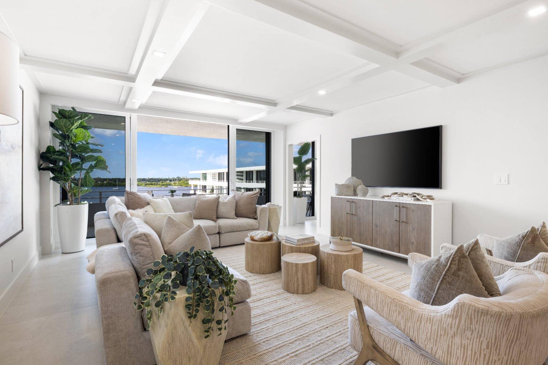 2784 S OCEAN, #502E, Palm Beach, FL 33480 17-ET6A6977-web