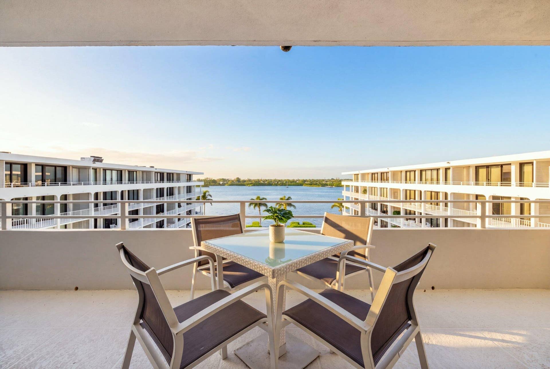 2784 S OCEAN, #502E, Palm Beach, FL 33480 57-ET6A6984_Golden-web