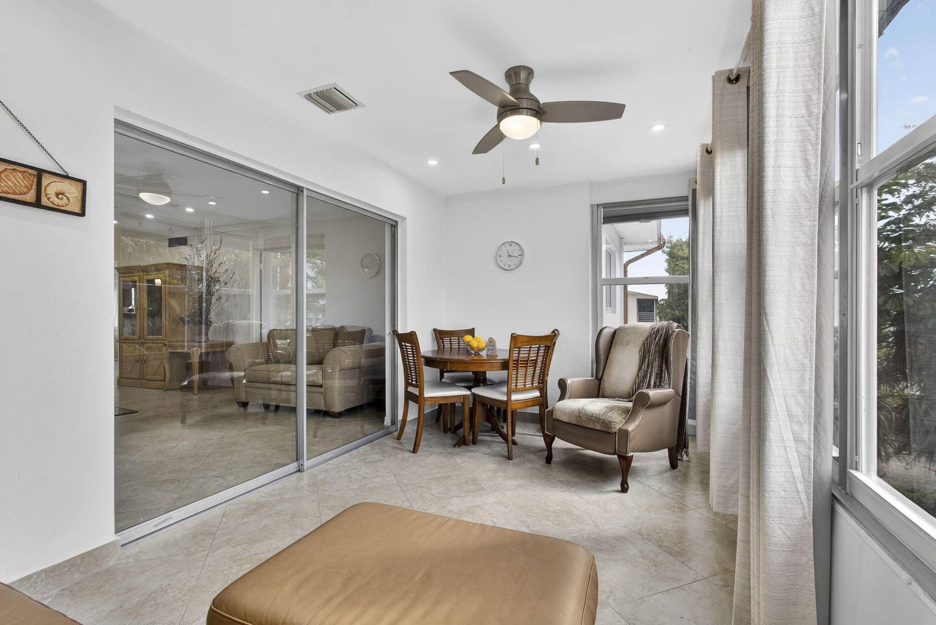 59 PLYMOUTH G, West Palm Beach, FL 33417 hurrican impact windows
