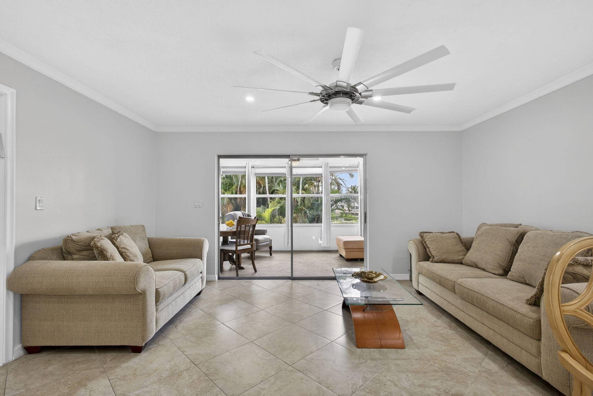 59 PLYMOUTH G, West Palm Beach, FL 33417 living room