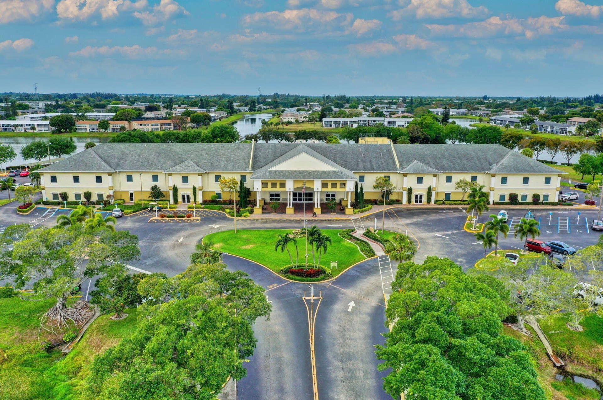 59 PLYMOUTH G, West Palm Beach, FL 33417 BIG CLUBHOUSE