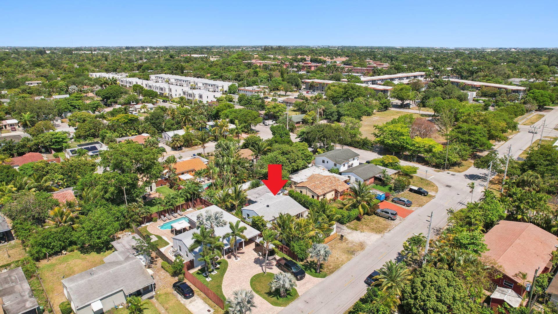 1631 N Andrews Square, Fort Lauderdale, FL 33311 43-web-or-mls-8-print-DJI_0081ar