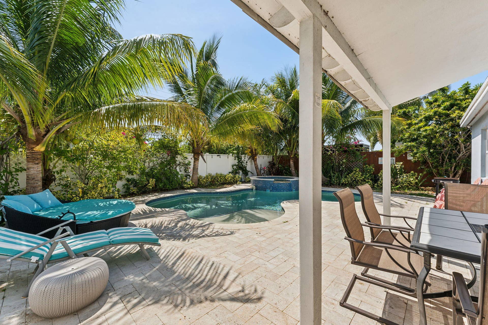 1631 N Andrews Square, Fort Lauderdale, FL 33311 2-web-or-mls-DSC04944