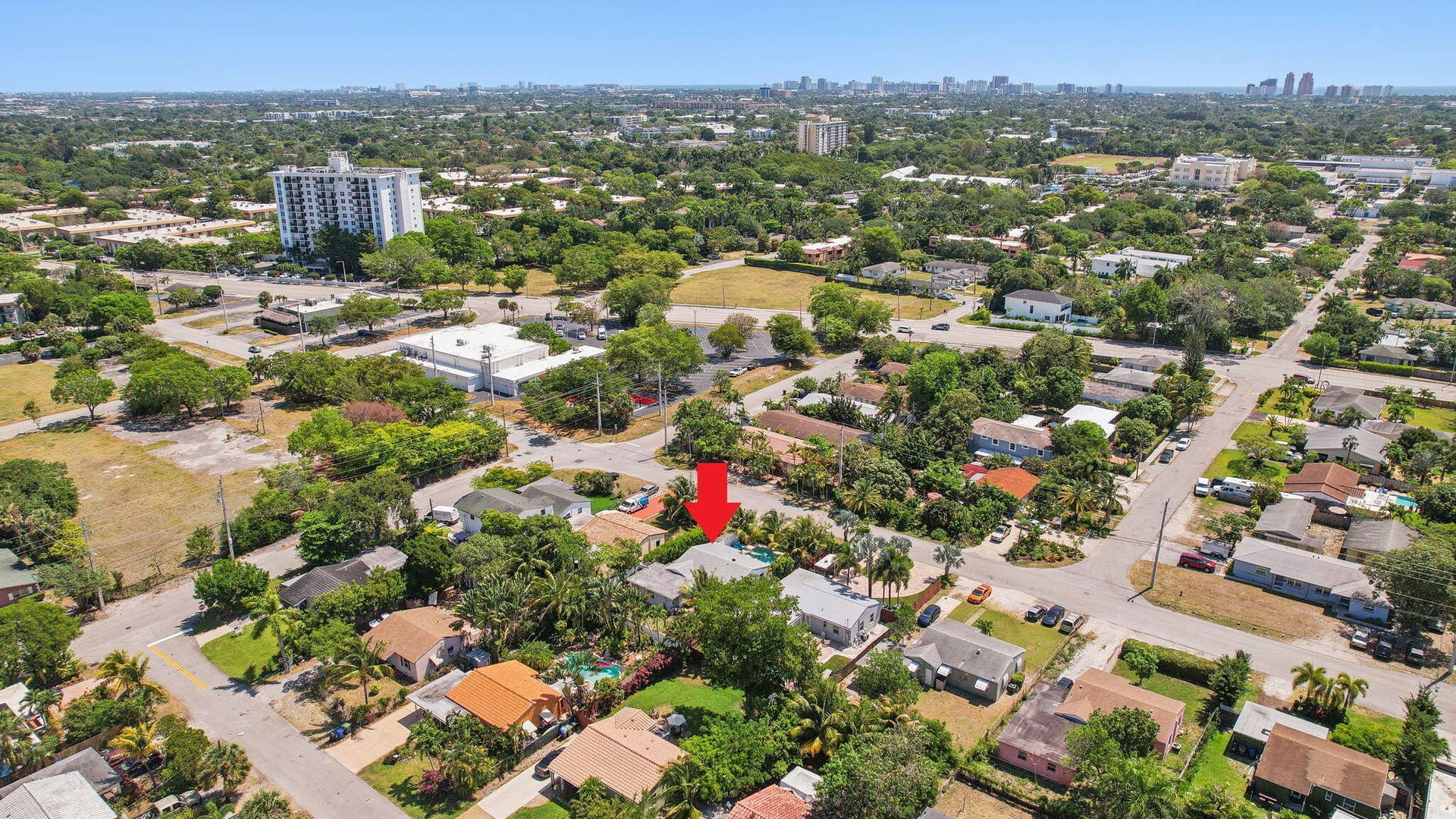 1631 N Andrews Square, Fort Lauderdale, FL 33311 46-web-or-mls-13-print-DJI_0106ar