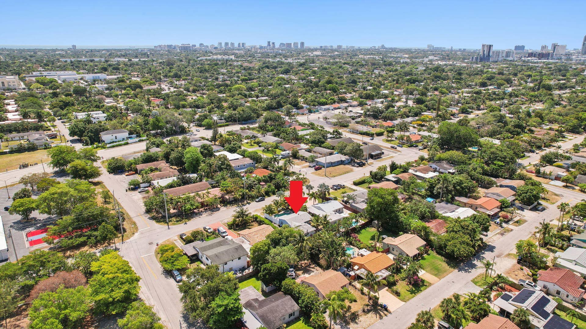 1631 N Andrews Square, Fort Lauderdale, FL 33311 45-web-or-mls-12-print-DJI_0101ar