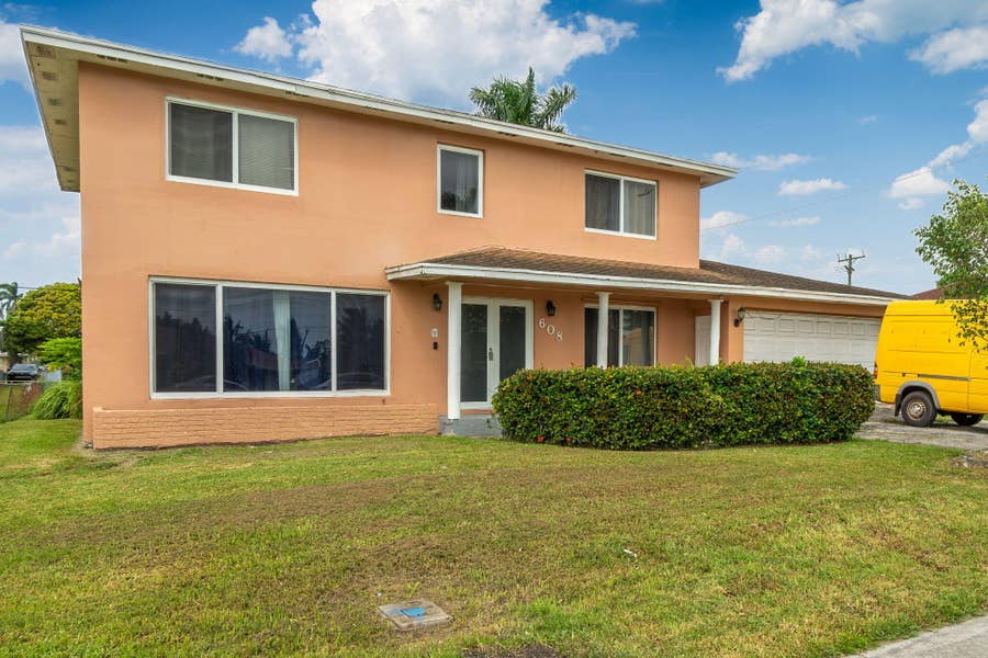 Property photo for 608 SW 10TH Street, Belle Glade, FL