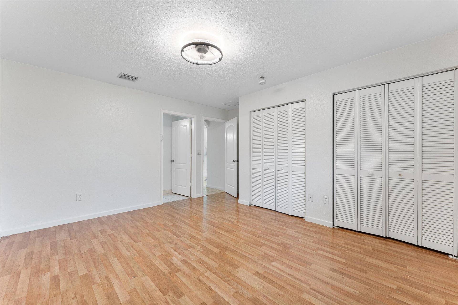 2212 NW 9TH Court, Fort Lauderdale, FL 33311 19-2212 NW 9th Ct_019
