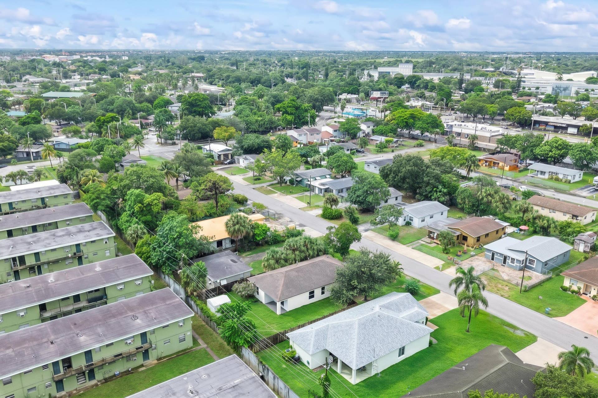 2212 NW 9TH Court, Fort Lauderdale, FL 33311 Gemini_Generated_Image_qx13tsqx13tsqx13