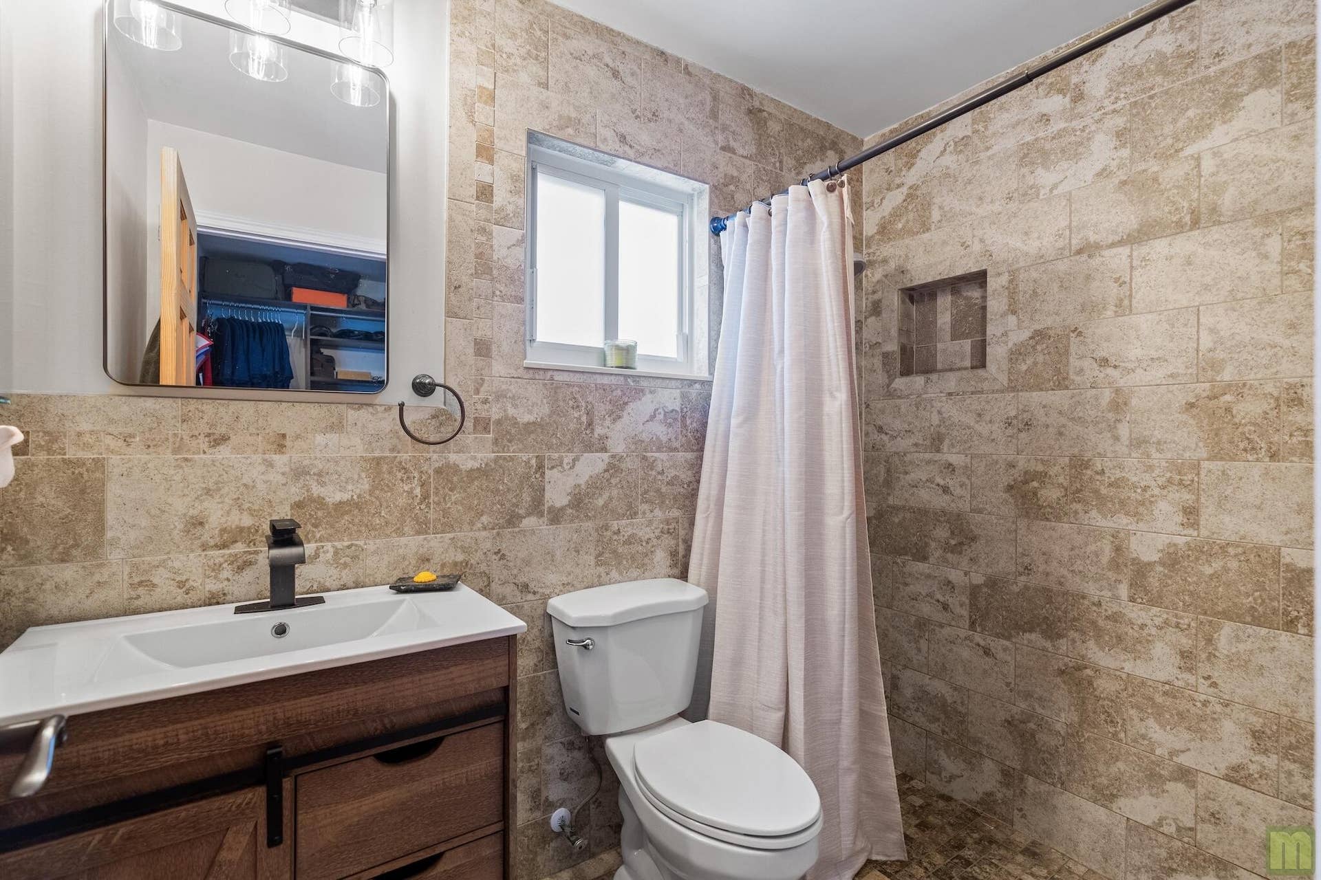 27 bed1-bath