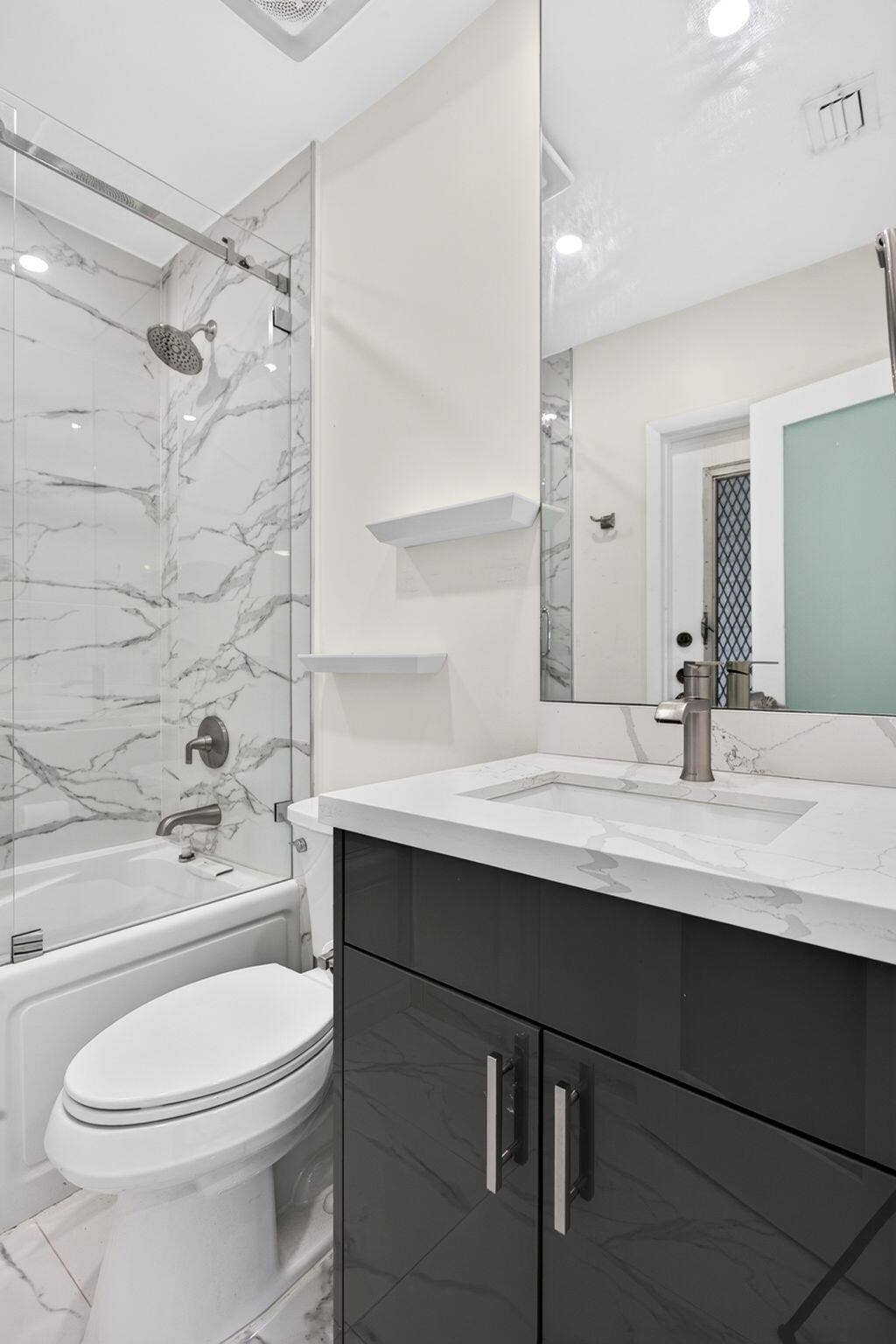 7521 SW 1ST Street, Plantation, FL 33317 51-web-or-mls-7521-53