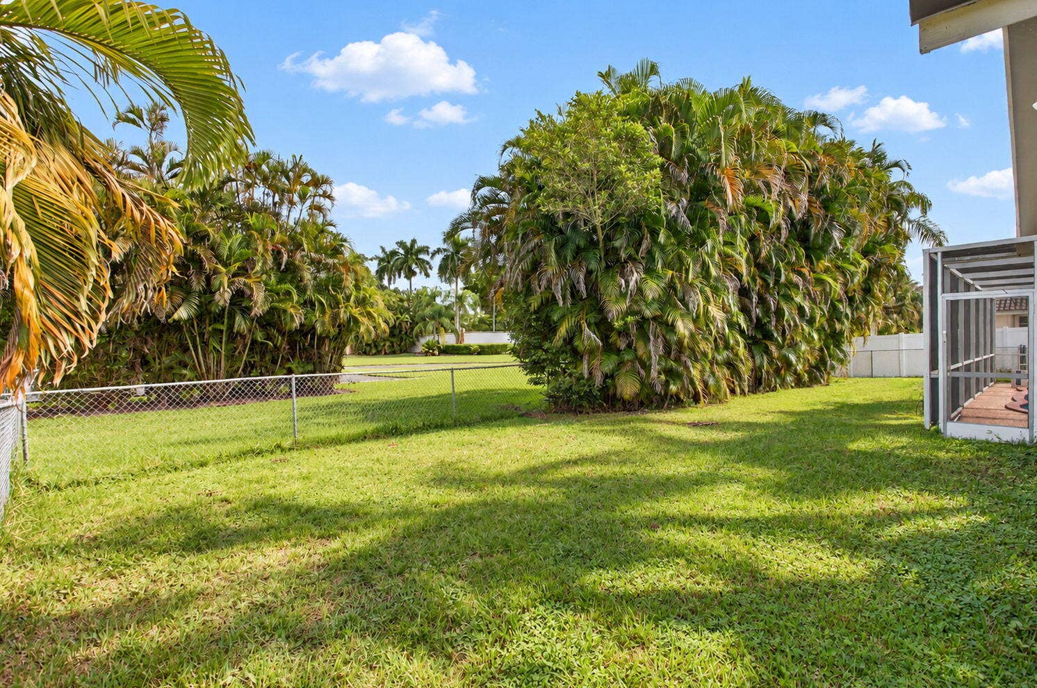 7521 SW 1ST Street, Plantation, FL 33317 9-web-or-mls-7521-9