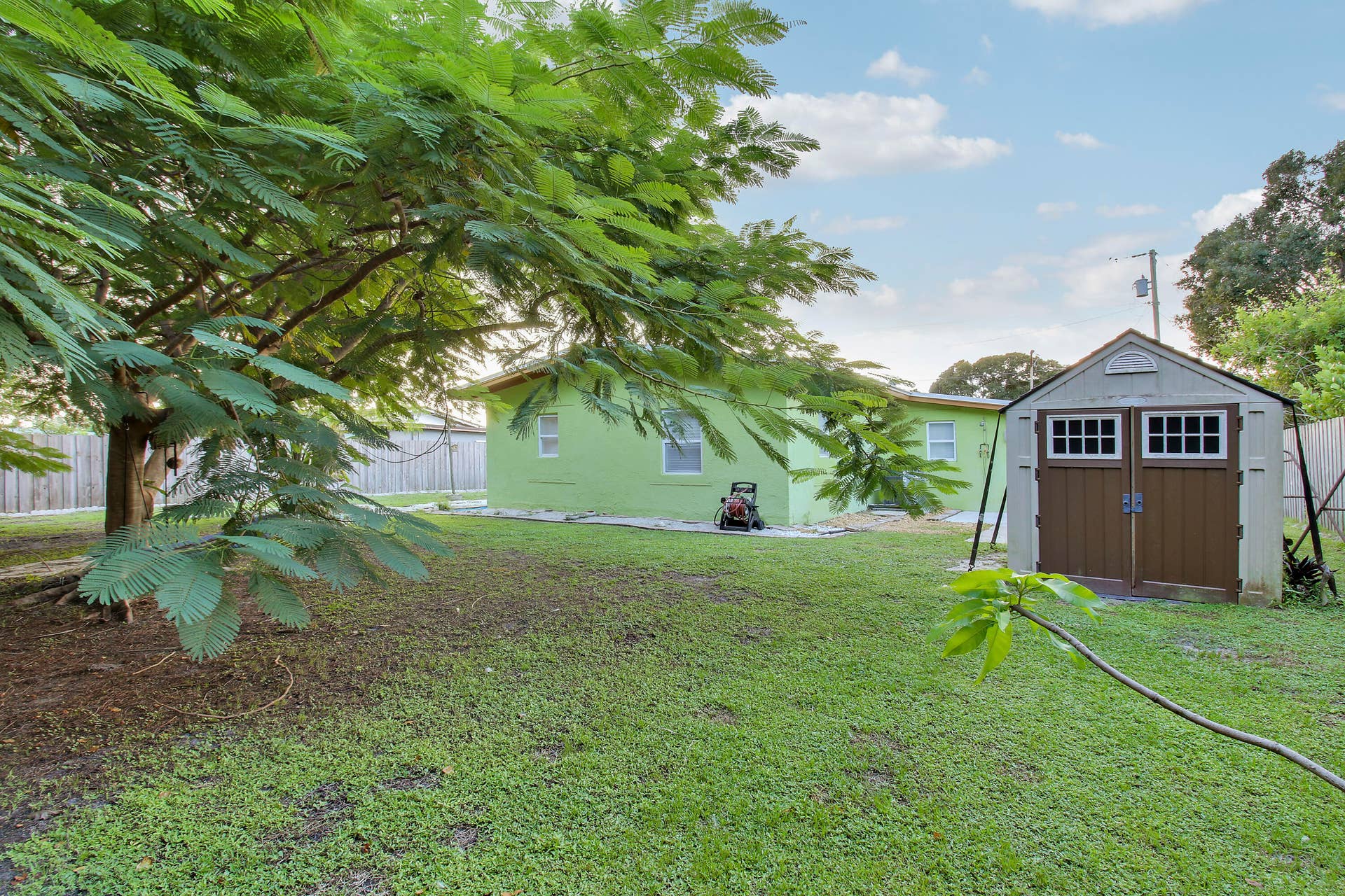 1225 MOHAWK Street, Jupiter, FL 33458 Backyard