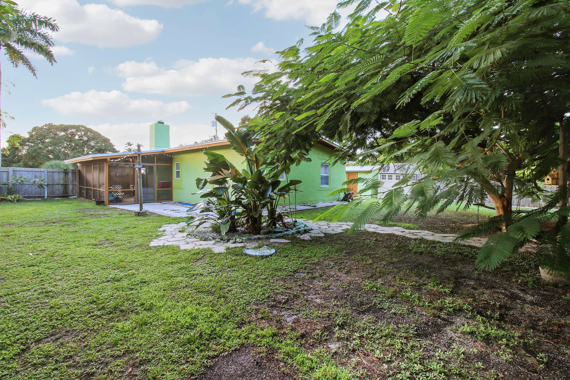 1225 MOHAWK Street, Jupiter, FL 33458 Back Yard