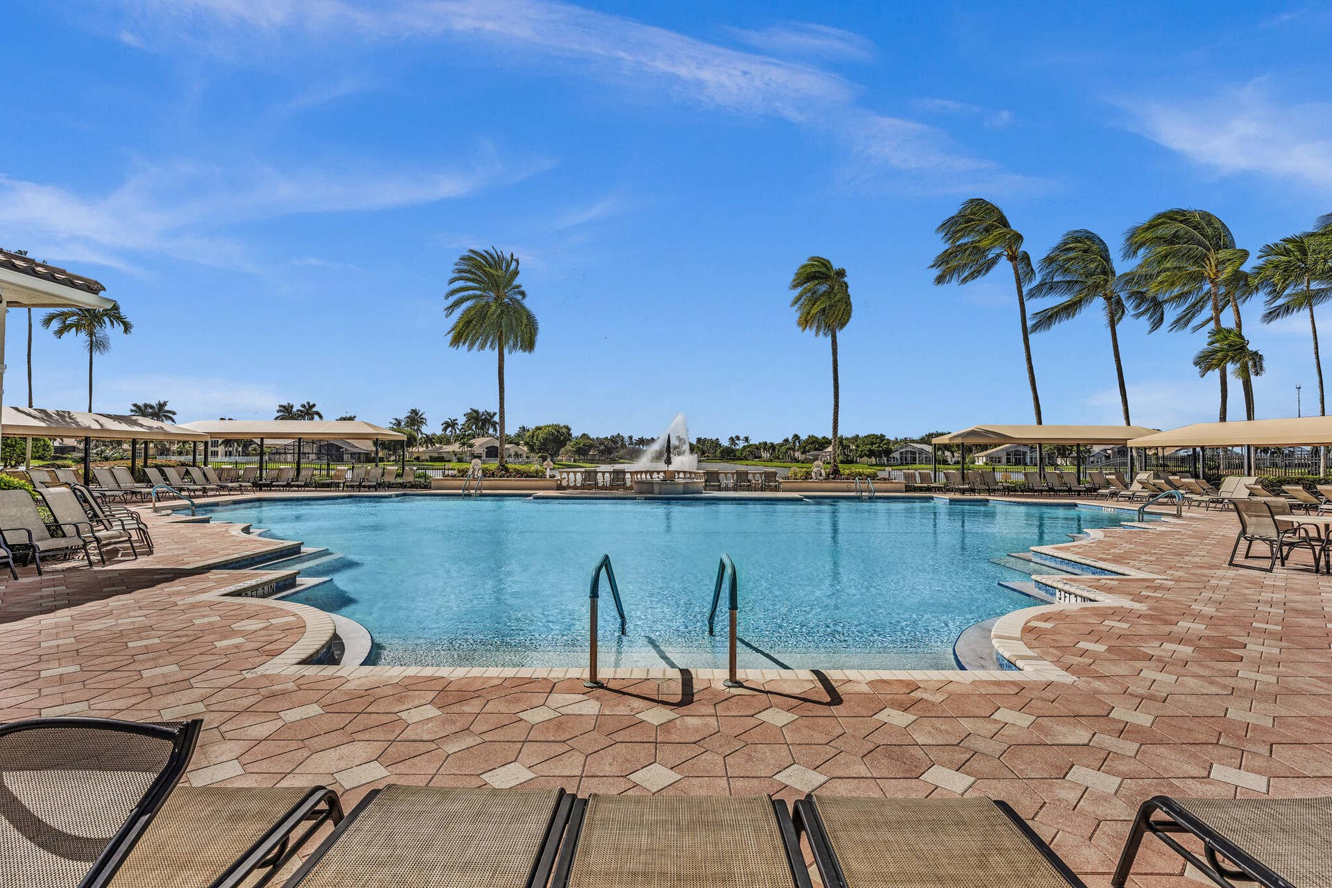 VS Resort Pool