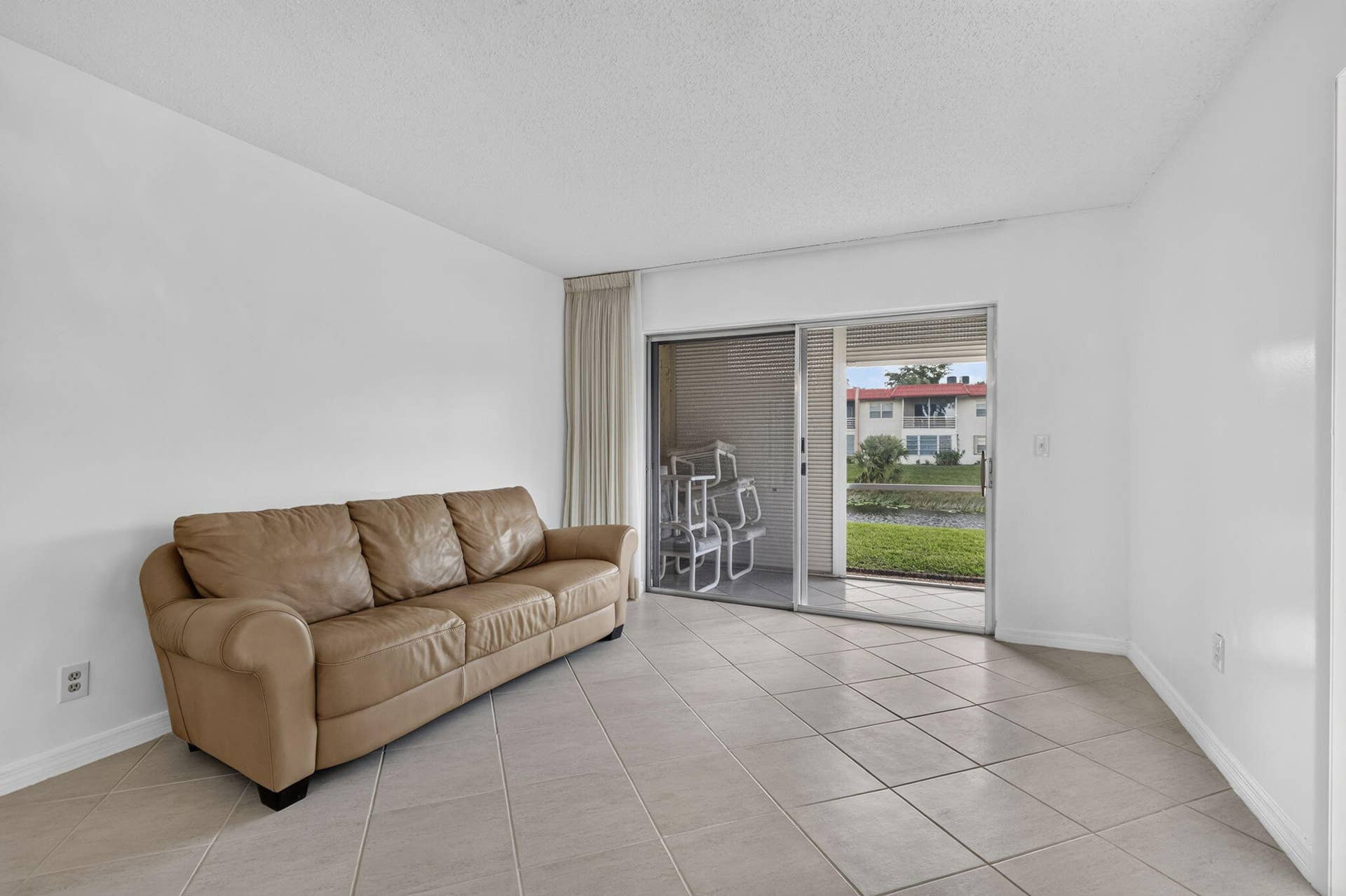 190 Lake Dora Drive, #190, West Palm Beach, FL 33411 10-web-or-mls-BS1A0086