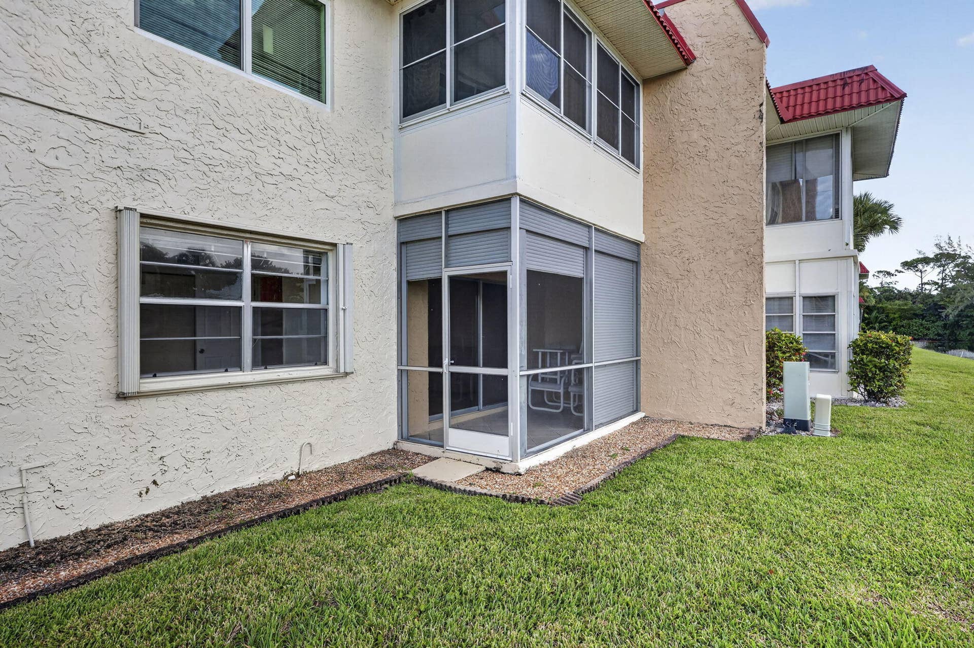190 Lake Dora Drive, #190, West Palm Beach, FL 33411 36-web-or-mls-BS1A0162
