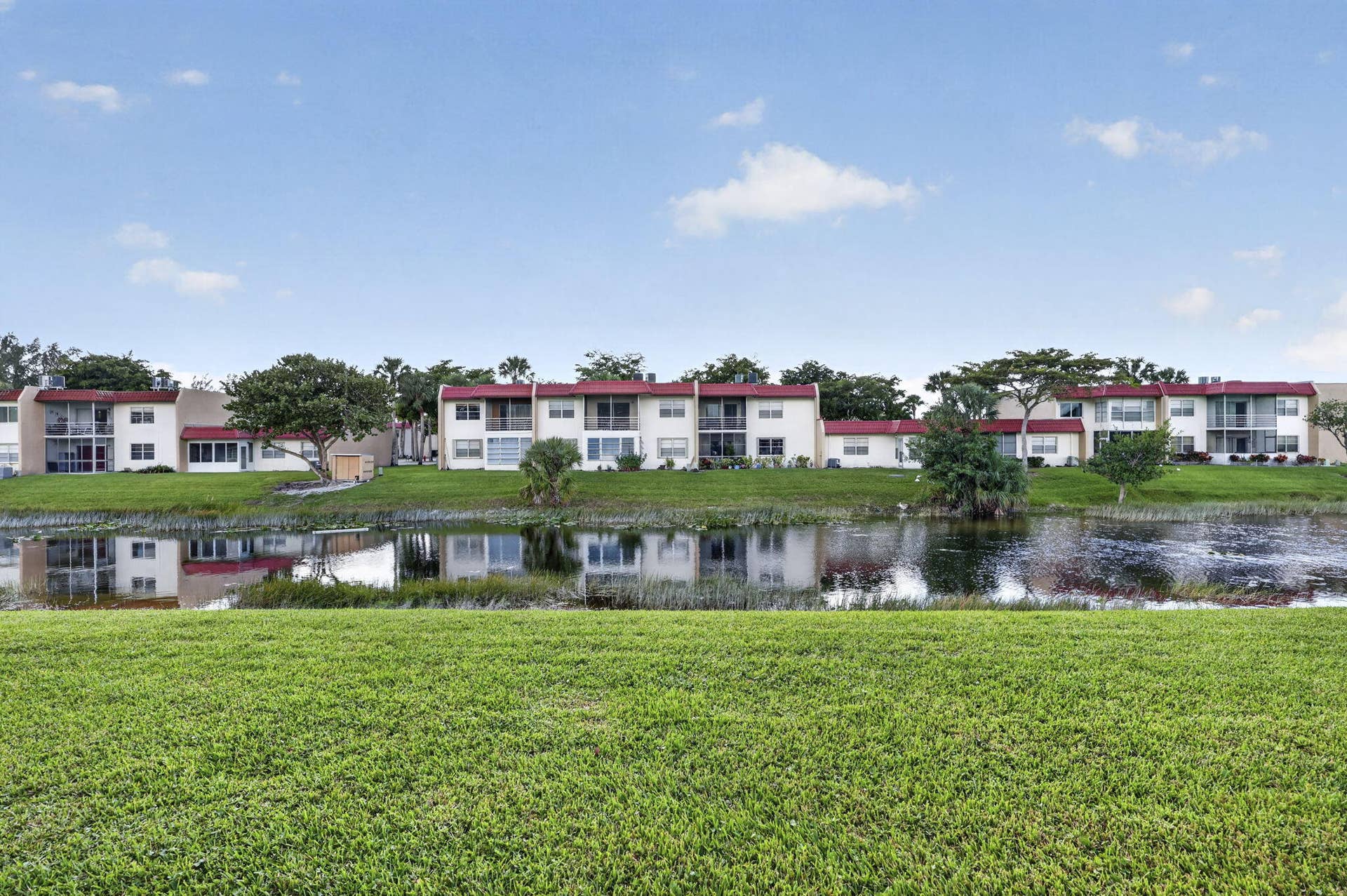 190 Lake Dora Drive, #190, West Palm Beach, FL 33411 34-web-or-mls-BS1A0151