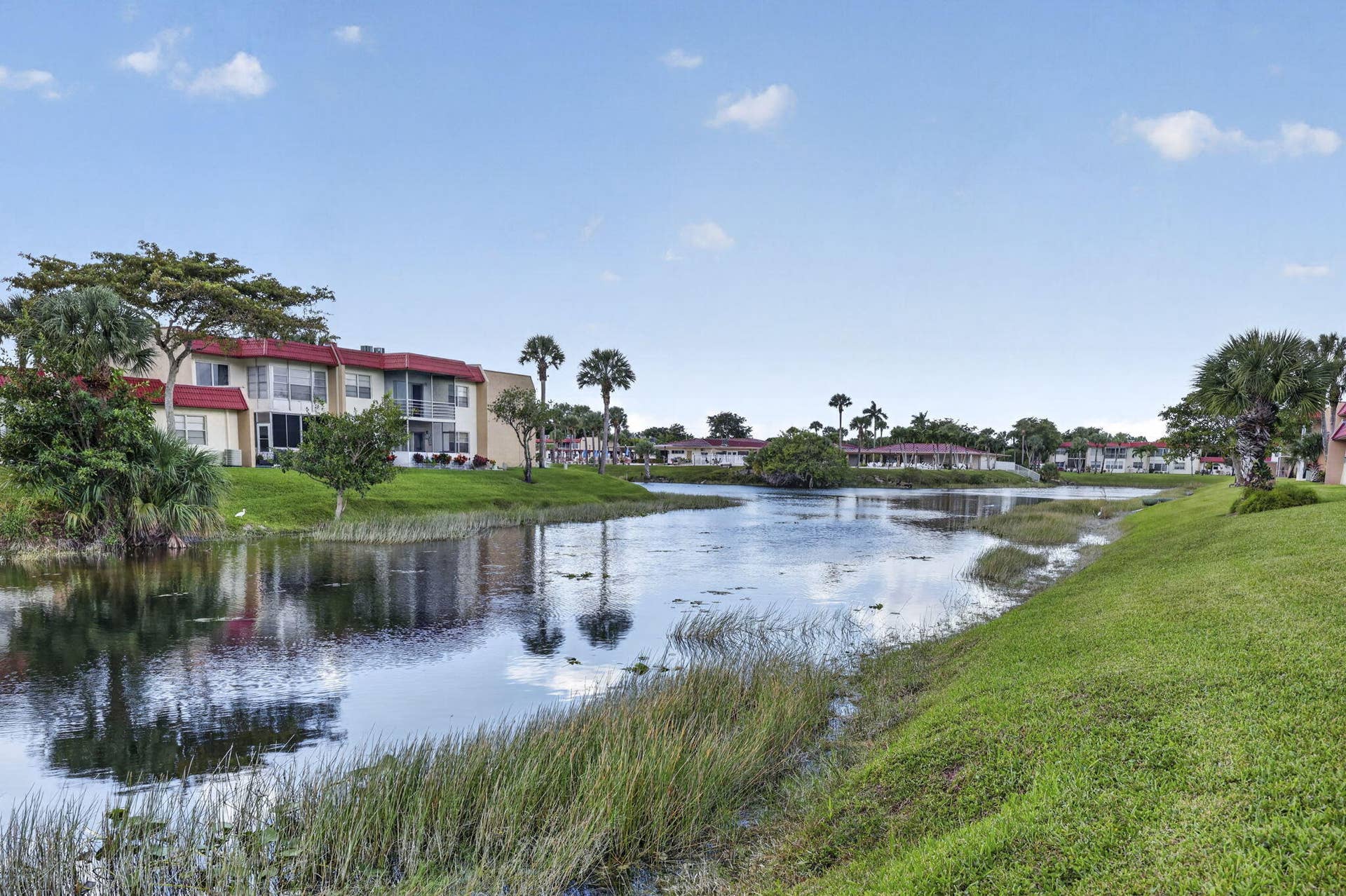 190 Lake Dora Drive, #190, West Palm Beach, FL 33411 38-web-or-mls-BS1A0171
