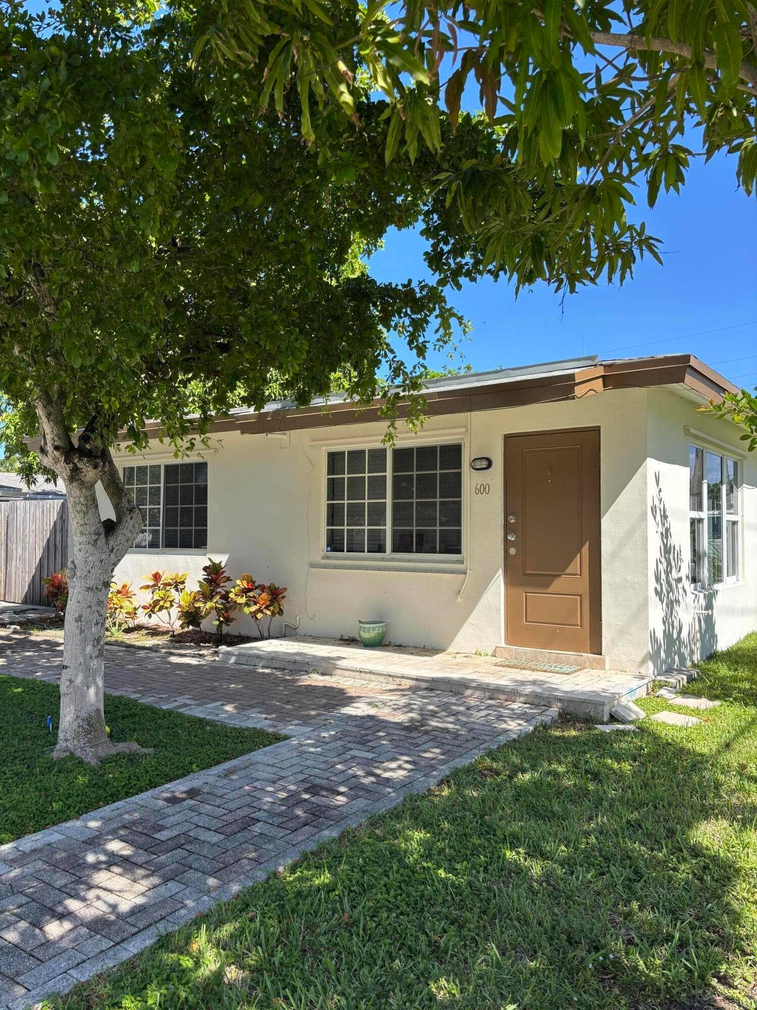 600 NE 12TH Avenue, #1, Pompano Beach, FL 33060 IMG_8547