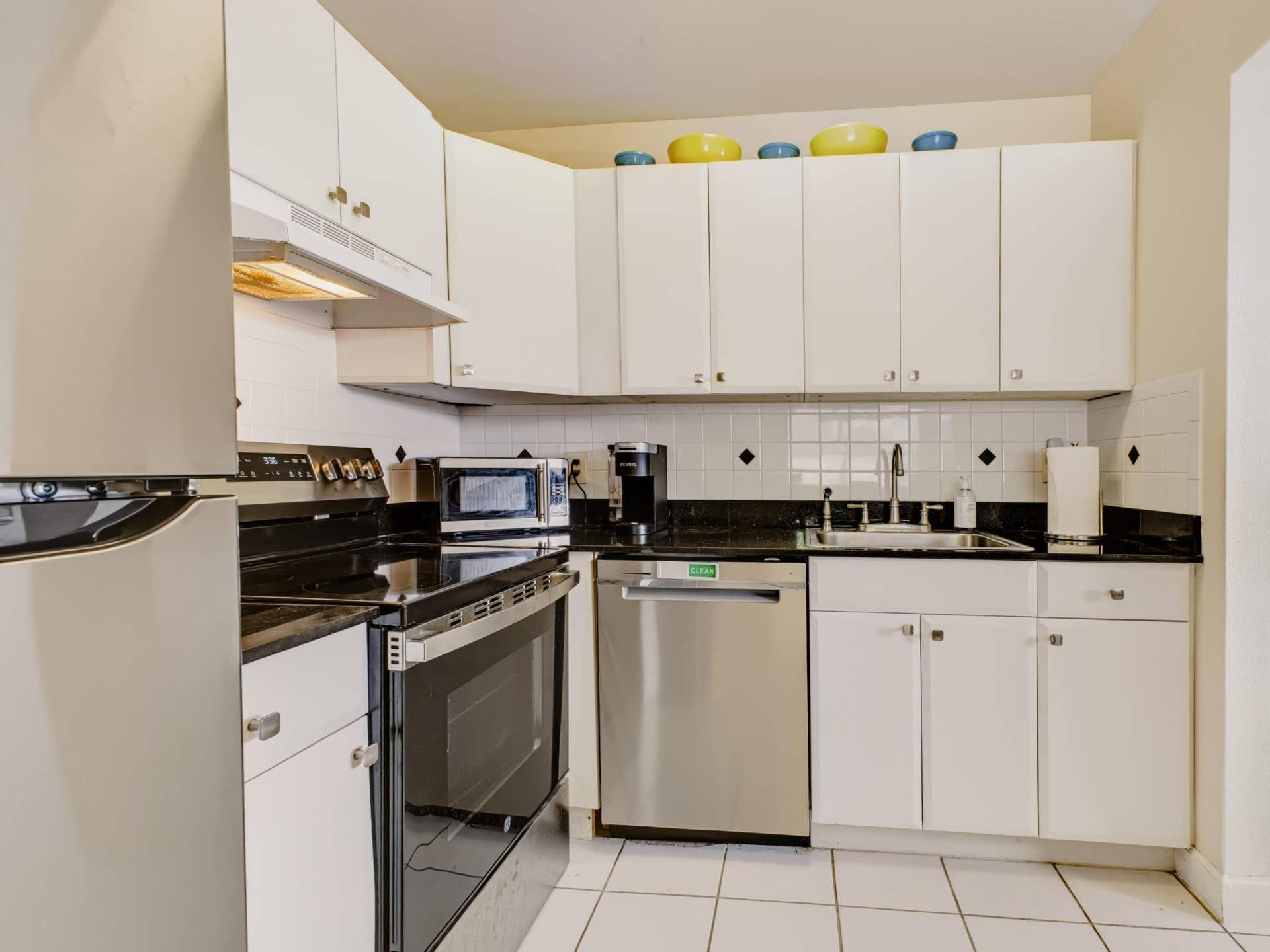 146 TUSCANY B, Delray Beach, FL 33446 Kitchen