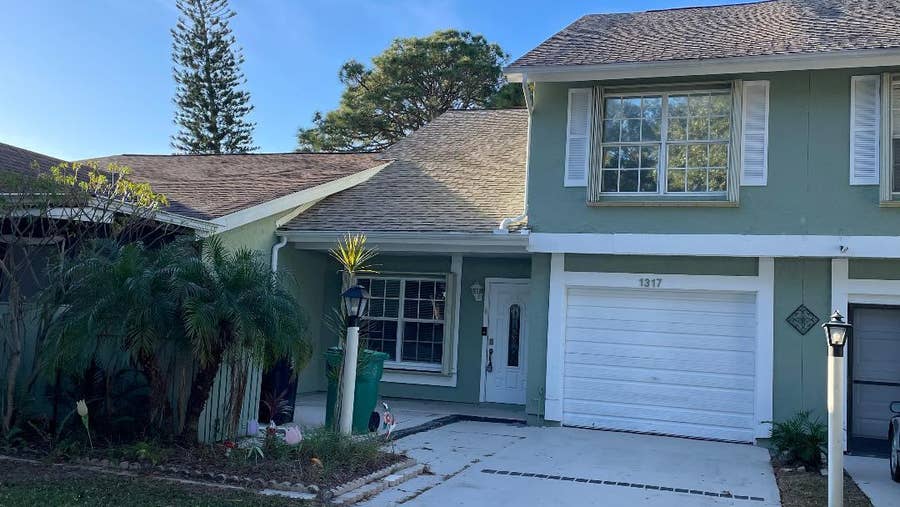 Property photo for 1317 SE Rivergreen Circle, Port St Lucie, FL