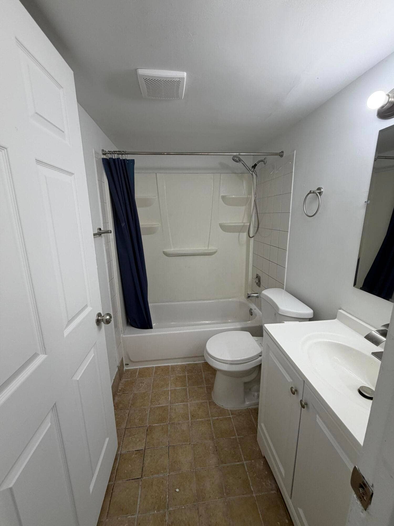 1750 N CONGRESS Avenue, #307, West Palm Beach, FL 33409 IMG_3429