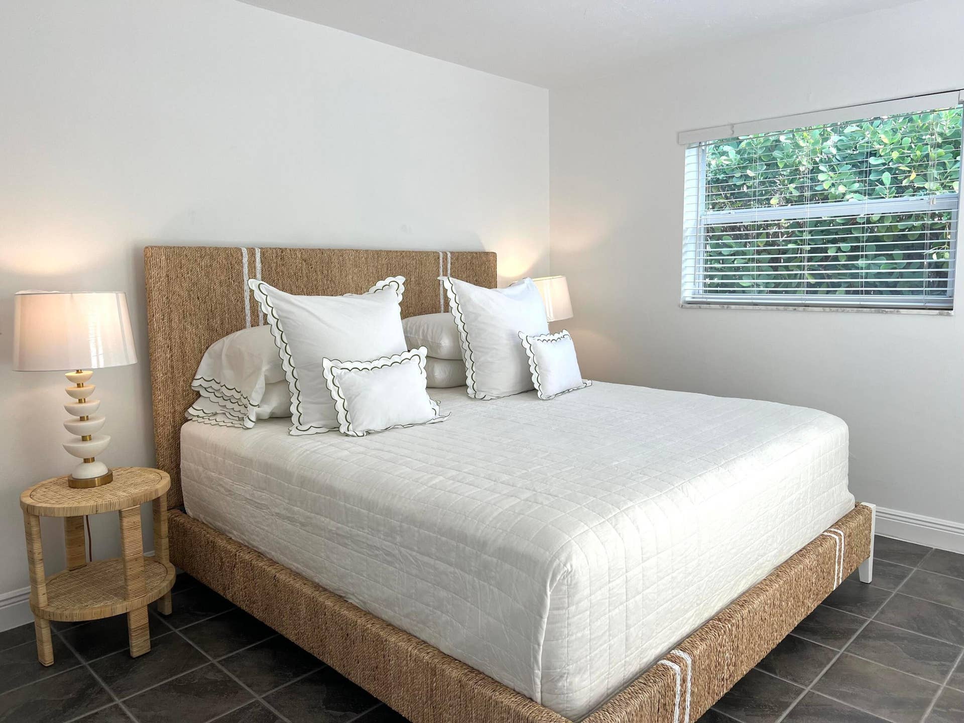 240 Forest Hill Boulevard, West Palm Beach, FL 33405 Photo Feb 18 2025, 11 54 54