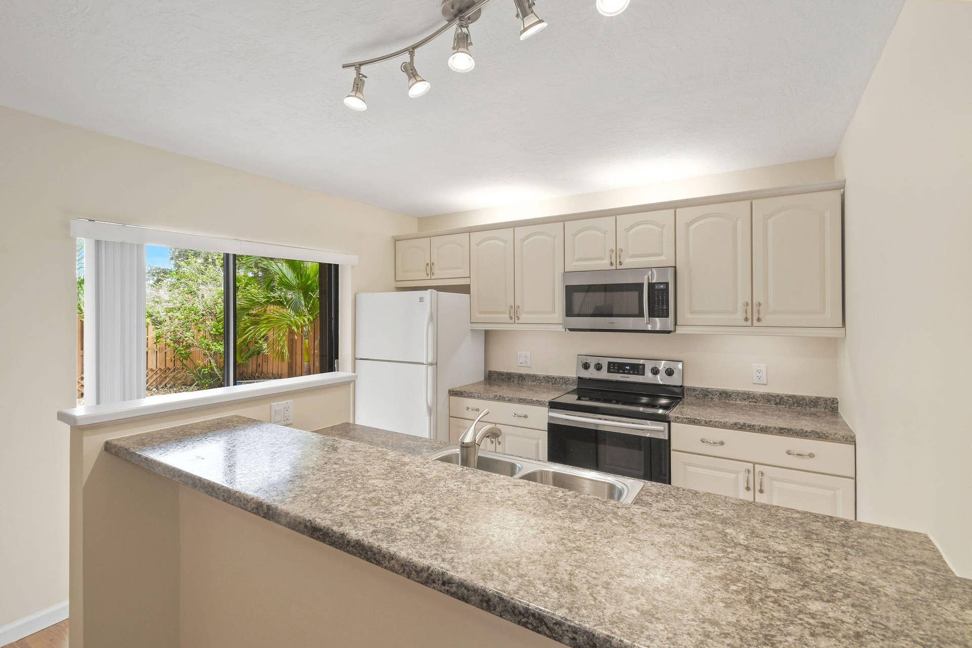 2302 23rd Court, Jupiter, FL 33477 230323rdCt(15)
