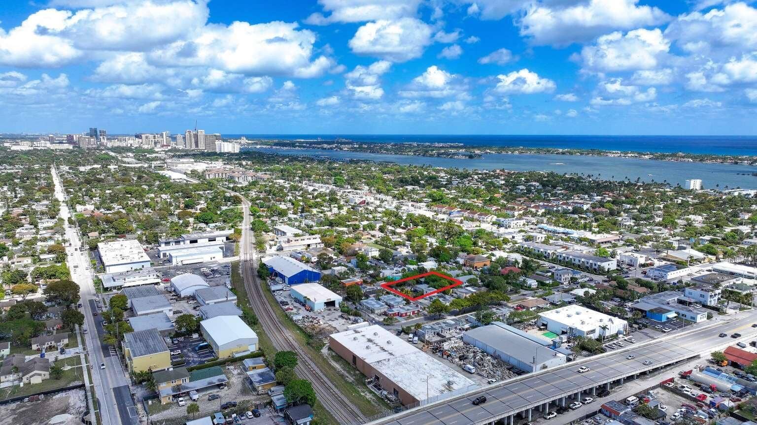 3804 Miller Avenue, West Palm Beach, FL 33405 Cunningham.7