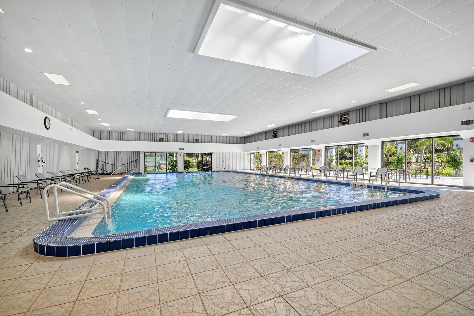 7290 KINGHURST Drive, #807, Delray Beach, FL 33446 60-web-or-mls-86-print-DSC_1381