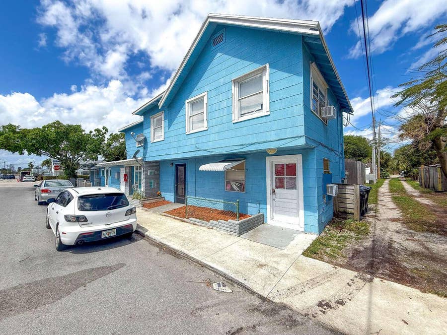 Property photo for 714 N 4TH Avenue N, Lake Worth Beach, FL
