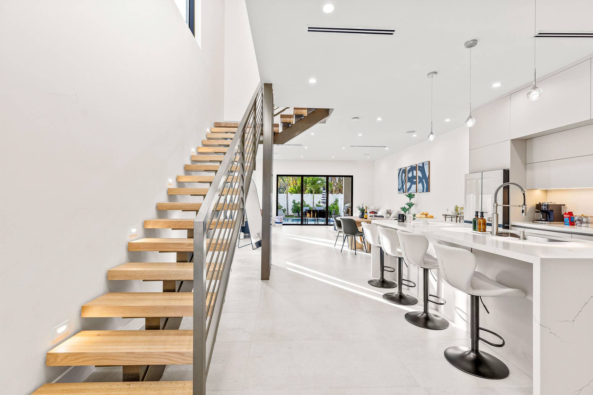 1209 NE 11th Avenue, Fort Lauderdale, FL 33304 20241221-20241221-CW5A0650