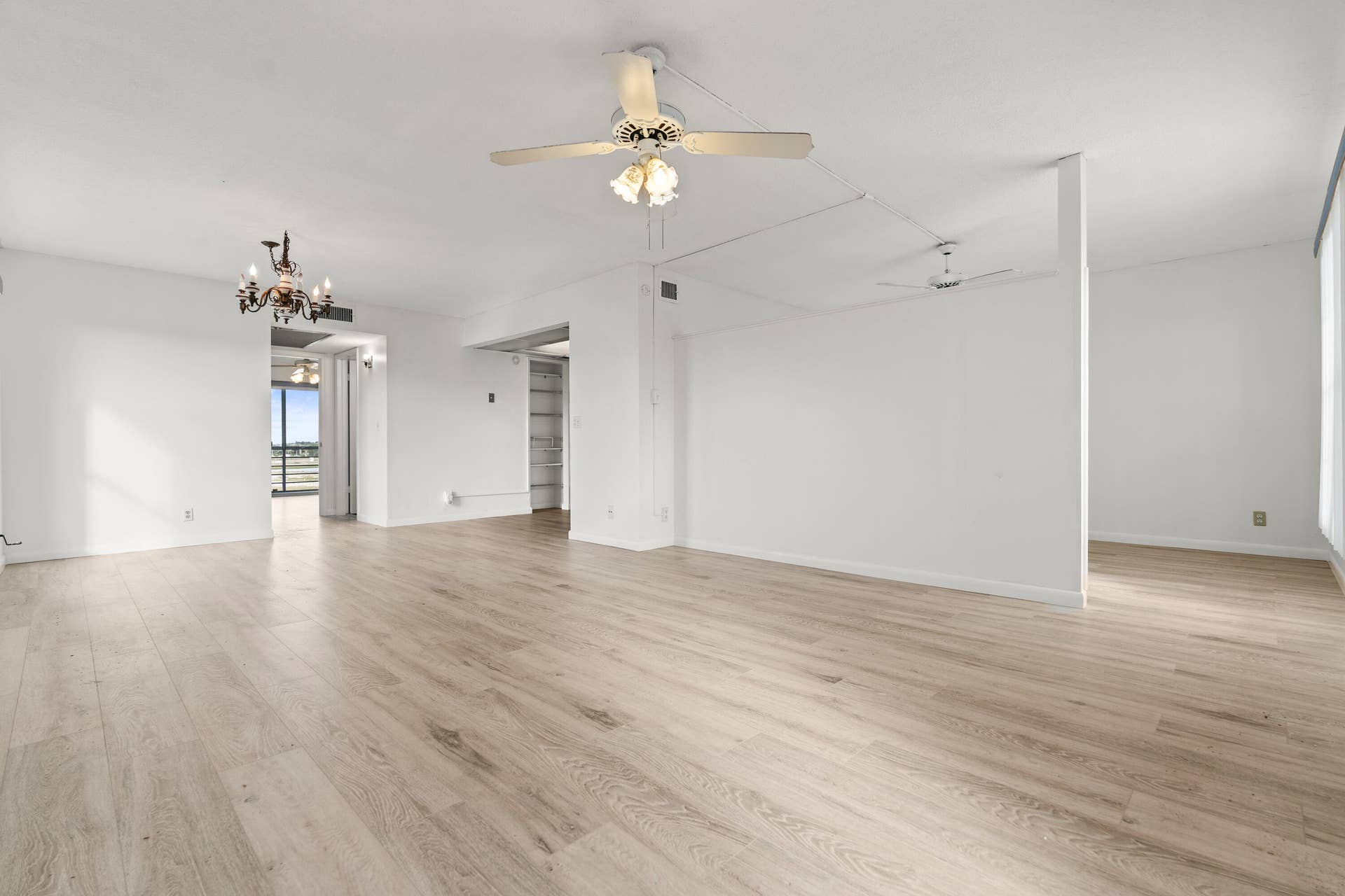 401 Greenbrier A, West Palm Beach, FL 33417 4_dsc05448