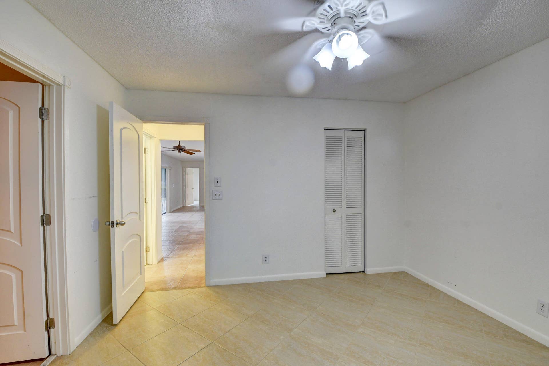 6458 Sweet Maple Lane, Boca Raton, Boca Raton, FL 33433 Bright & Inviting Bedroom with Ceiling Fan, Neutral Finishes & Natural Light