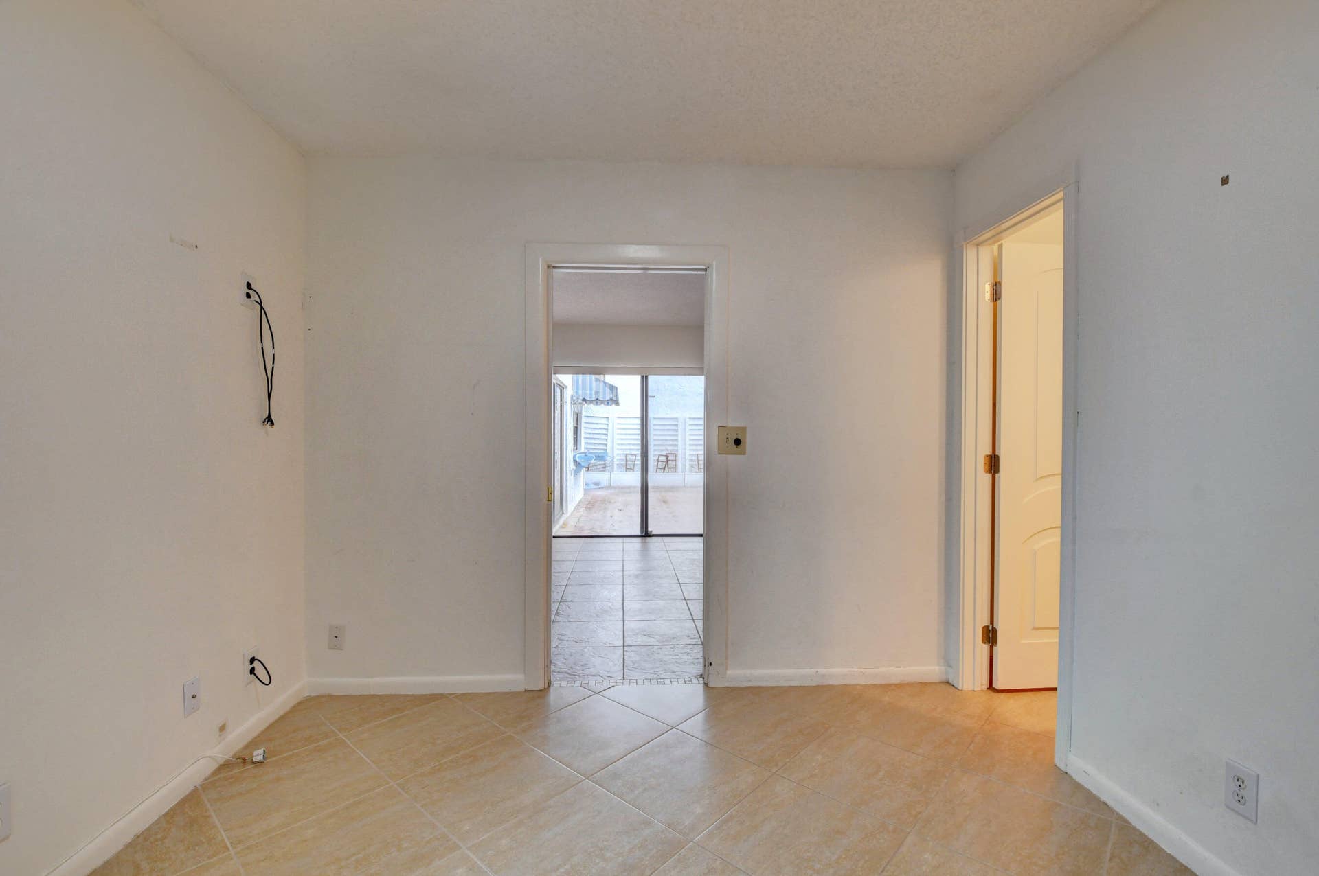 6458 Sweet Maple Lane, Boca Raton, Boca Raton, FL 33433 Bright & Inviting Bedroom with Ceiling Fan, Neutral Finishes & Natural Light