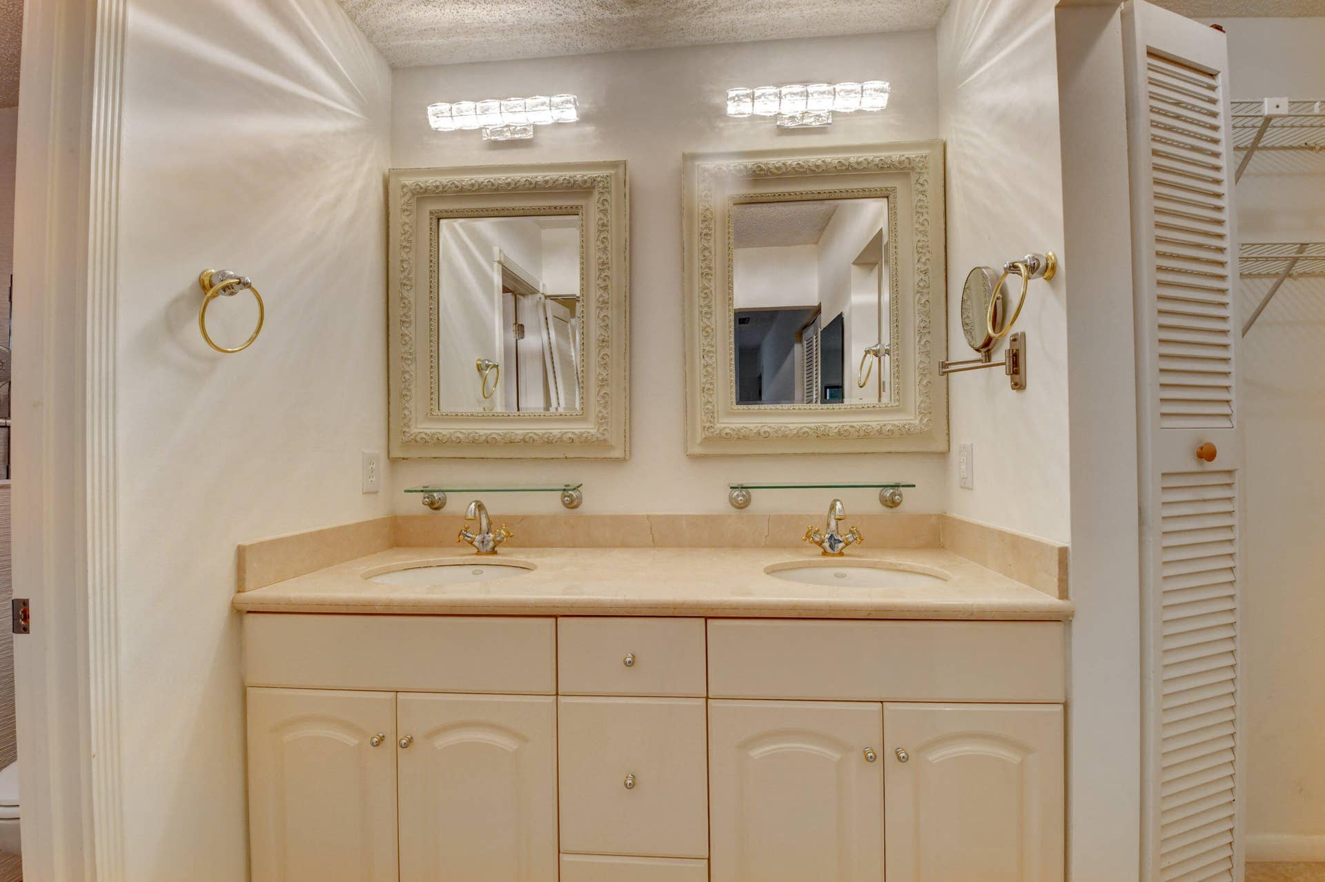 6458 Sweet Maple Lane, Boca Raton, Boca Raton, FL 33433 Elegant Primary Bathroom with Double Vanity, Framed Mirrors & Classic Cabinetry