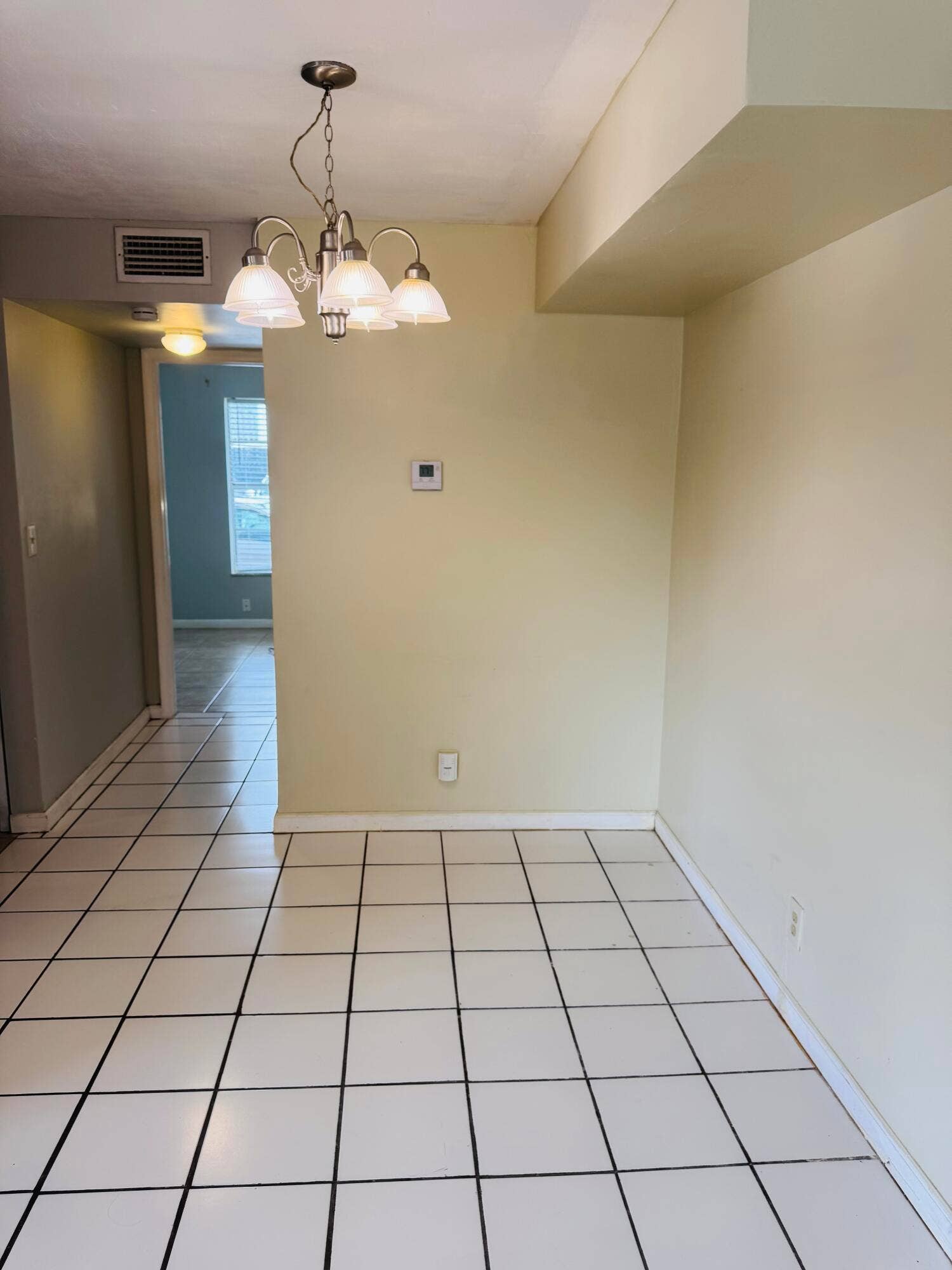 1100 SE 4TH Avenue, #1, Deerfield Beach, FL 33441 Dining Area