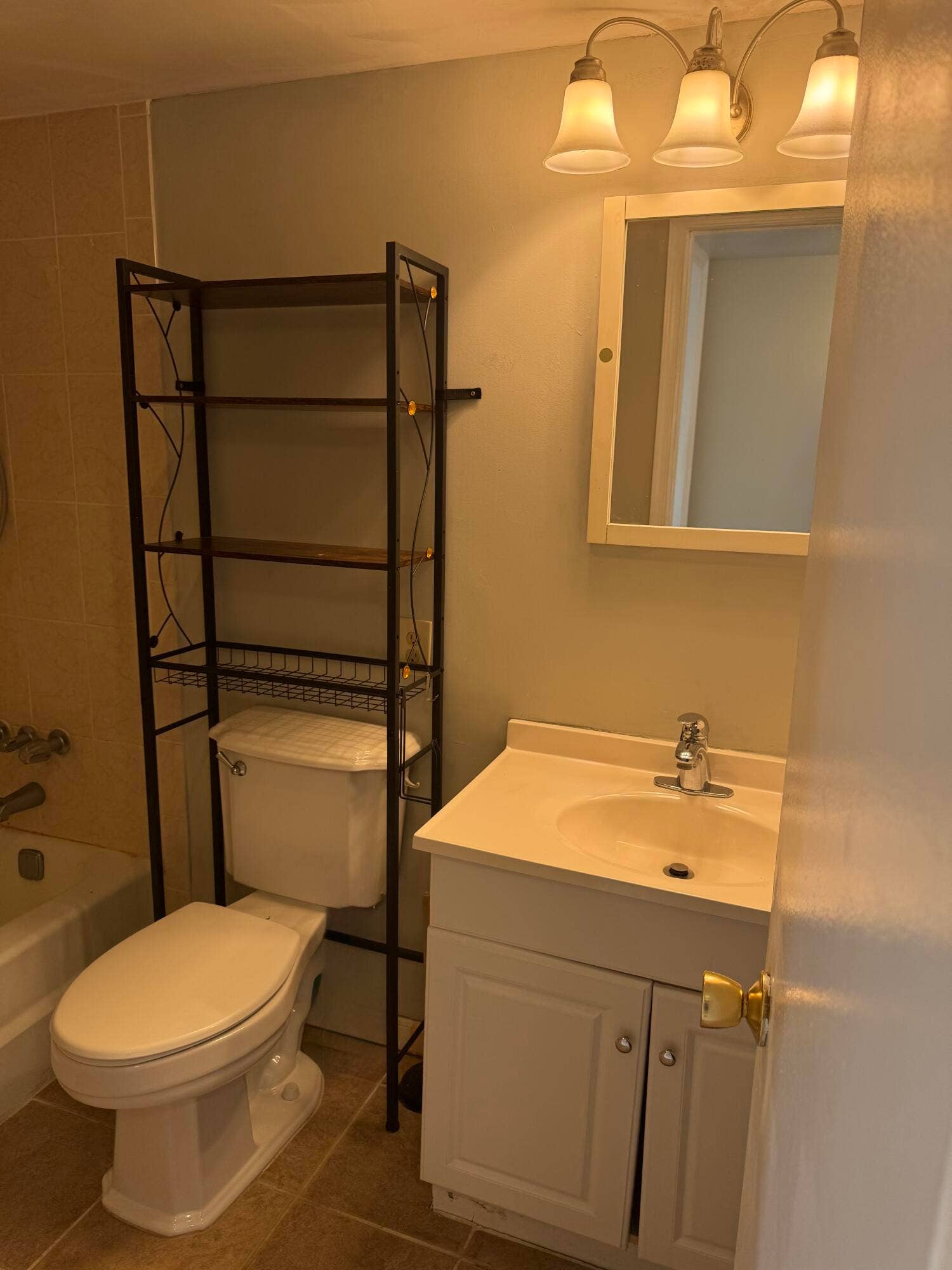1100 SE 4TH Avenue, #1, Deerfield Beach, FL 33441 Bathroom