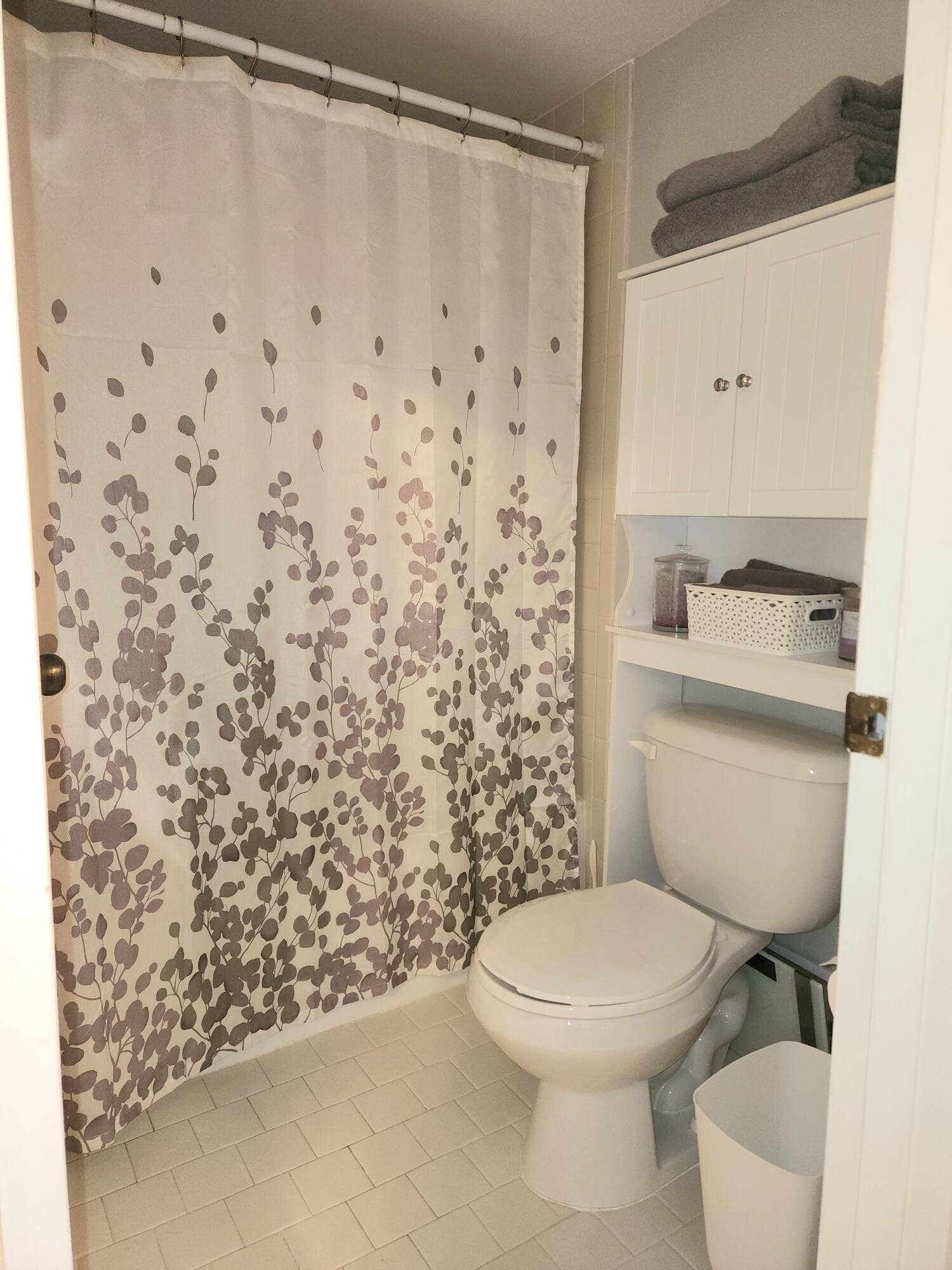 285 SE 10TH Street, #8A, Deerfield Beach, Deerfield Beach, FL 33441 Primary bathroom toilet and shower