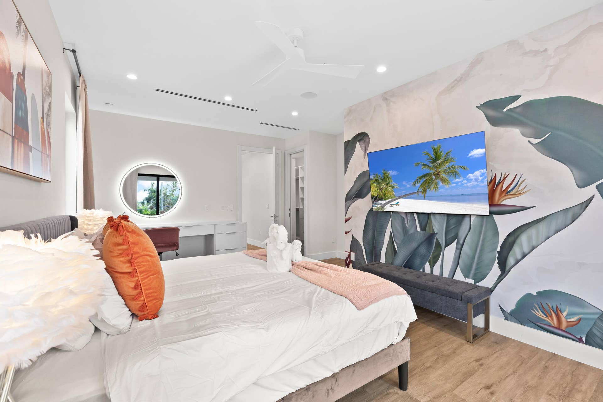 1207 NE 11th Avenue, Fort Lauderdale, FL 33304 20241222-20241222-CW5A1789