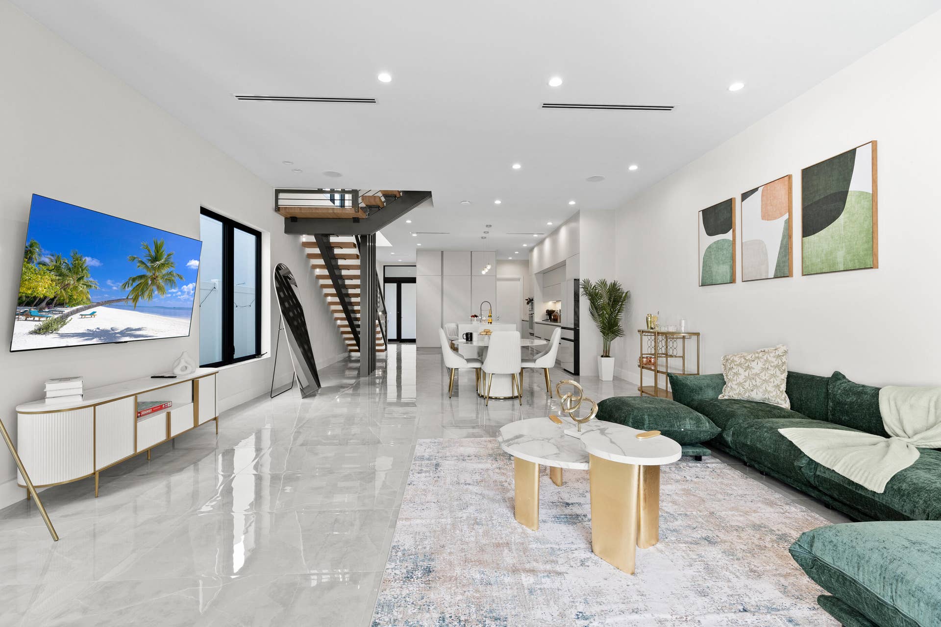 1207 NE 11th Avenue, Fort Lauderdale, FL 33304 20241222-20241222-CW5A1374