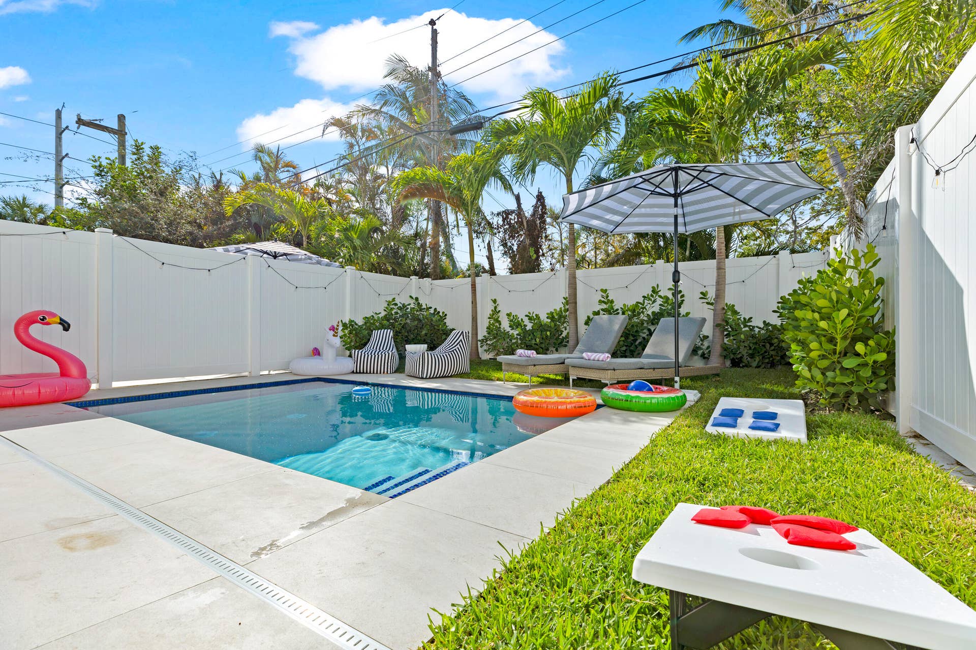 1207 NE 11th Avenue, Fort Lauderdale, FL 33304 20241222-20241222-CW5A1474